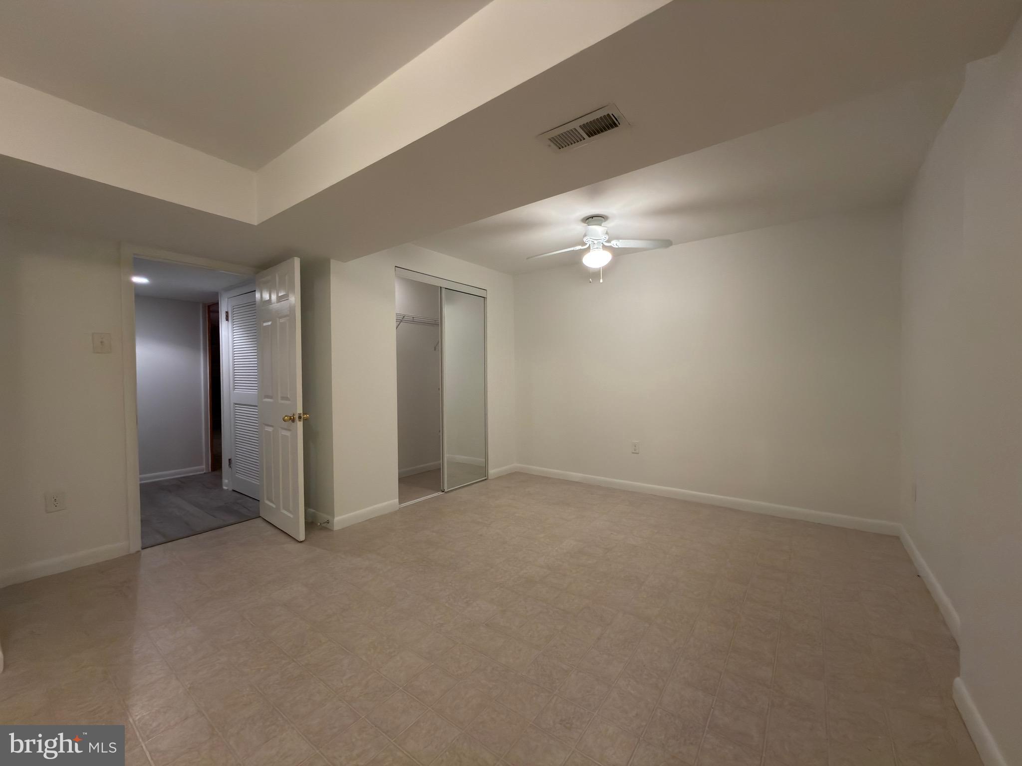 STERLING  PARK - Residential Lease