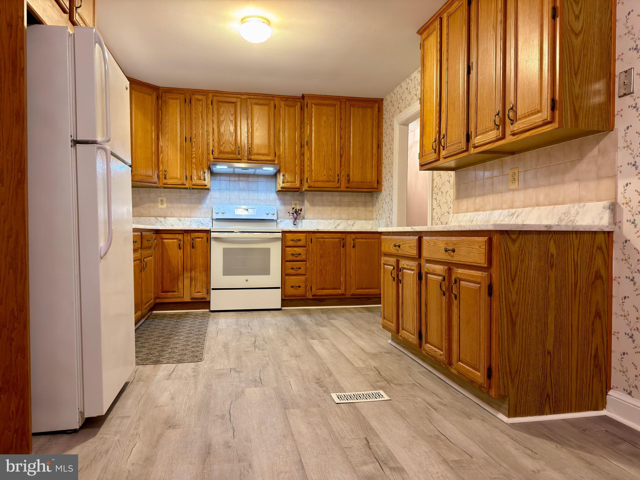 STERLING  PARK - Residential Lease