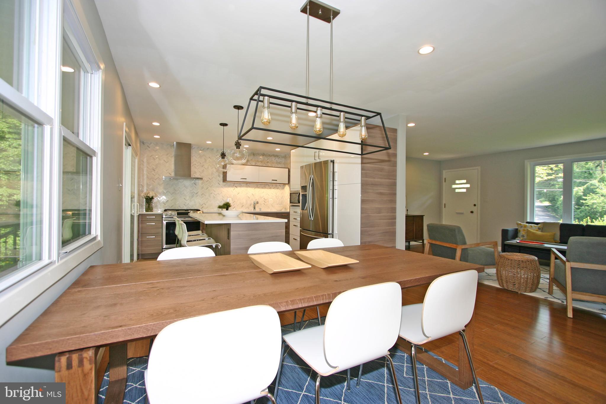 OVERLOOK KNOLLS - Residential