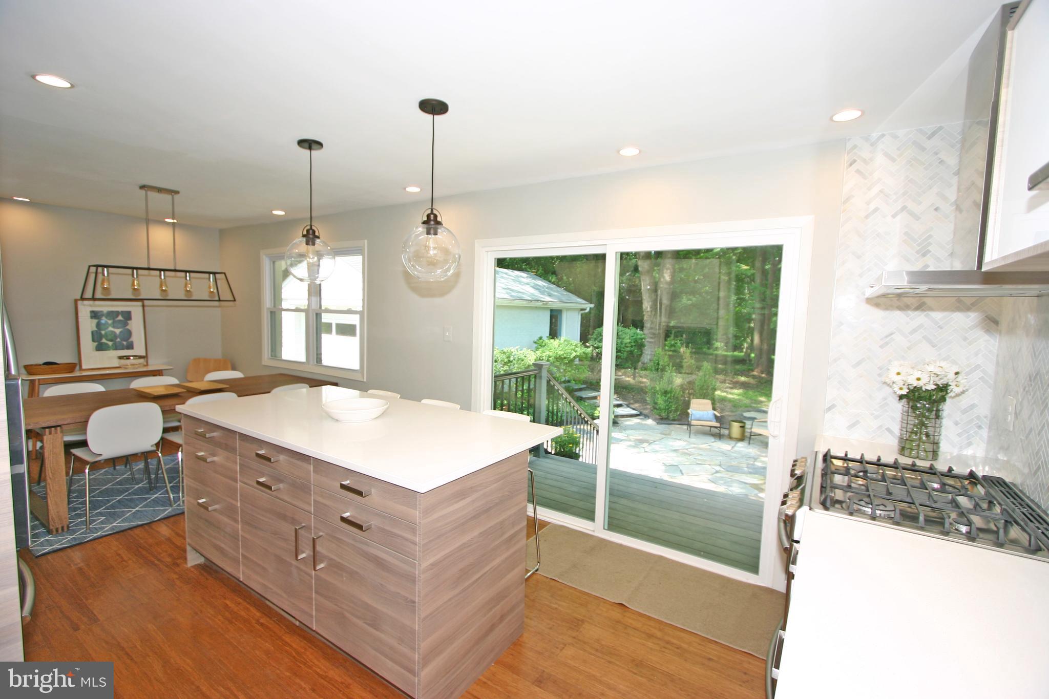 OVERLOOK KNOLLS - Residential