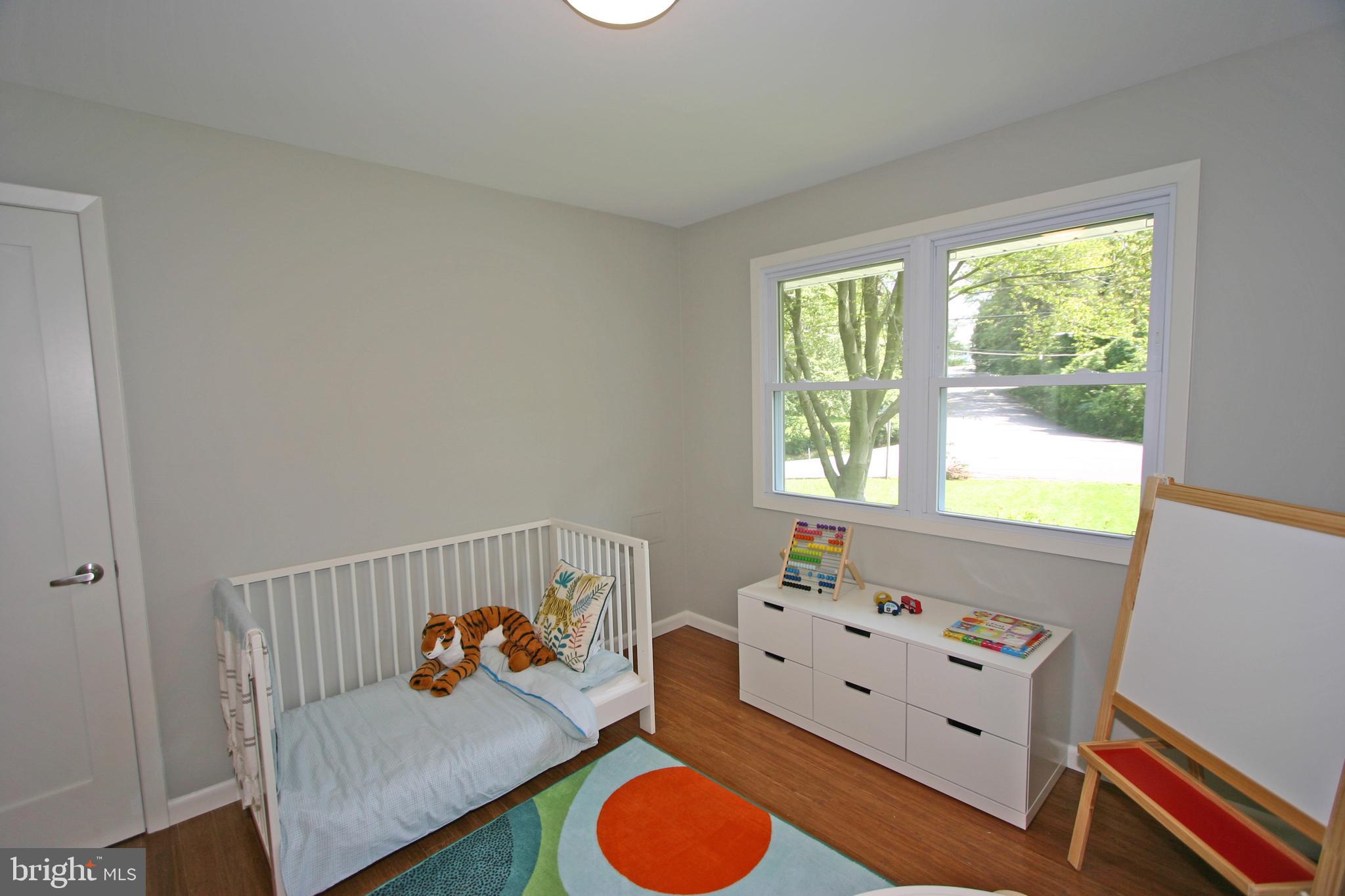 OVERLOOK KNOLLS - Residential