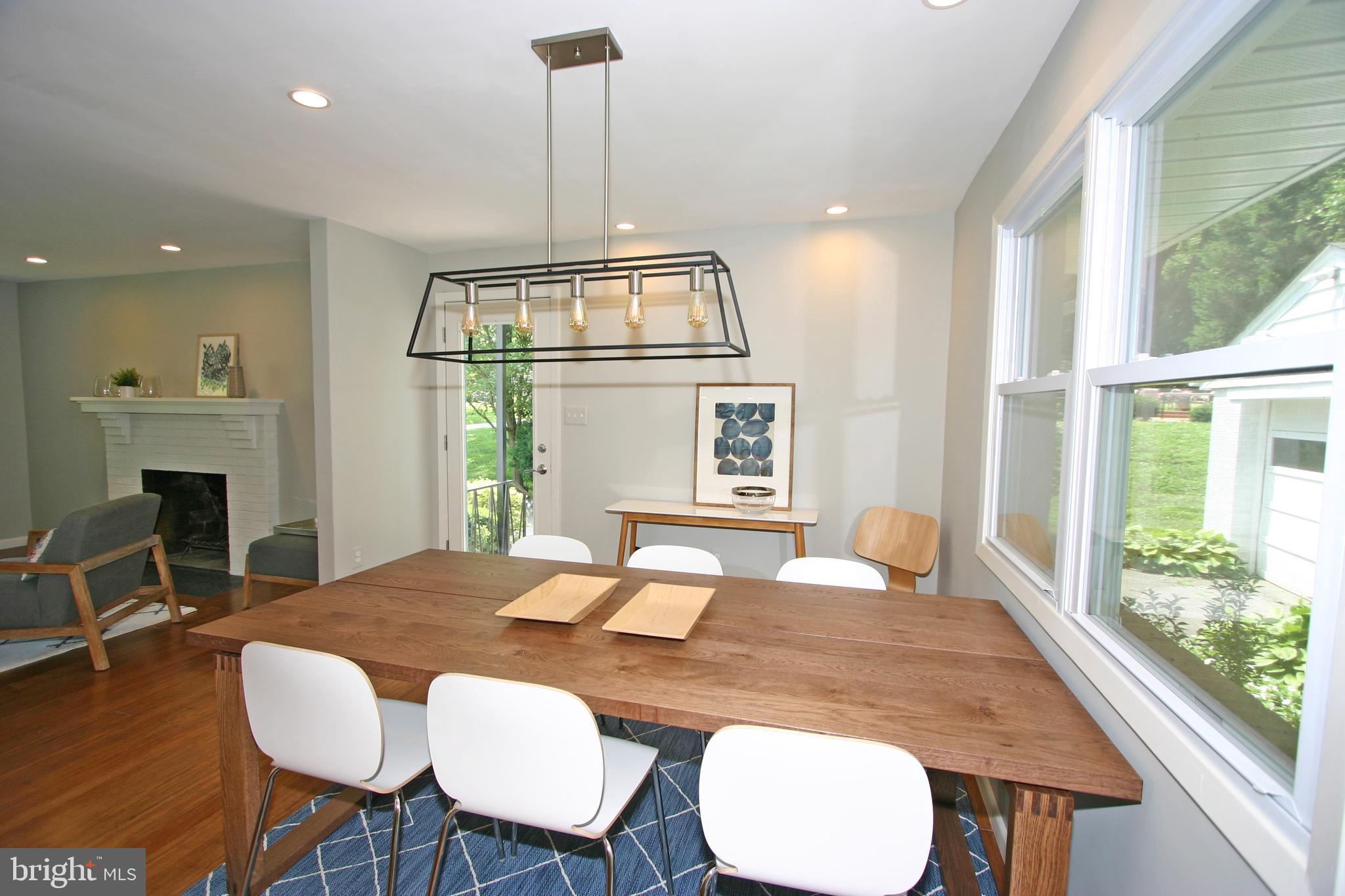 OVERLOOK KNOLLS - Residential