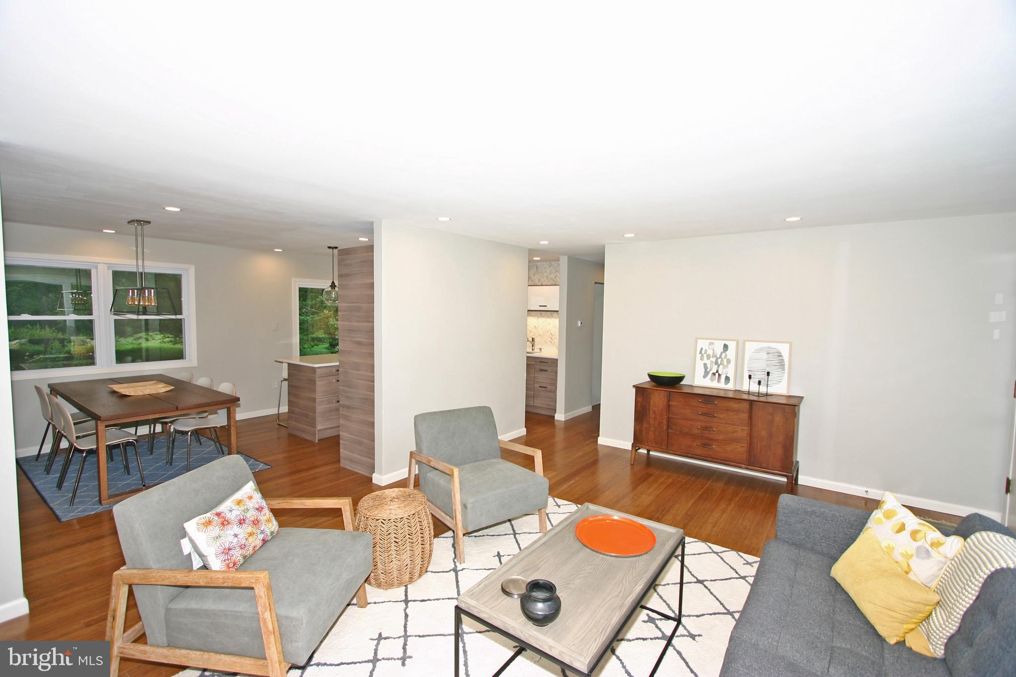 OVERLOOK KNOLLS - Residential