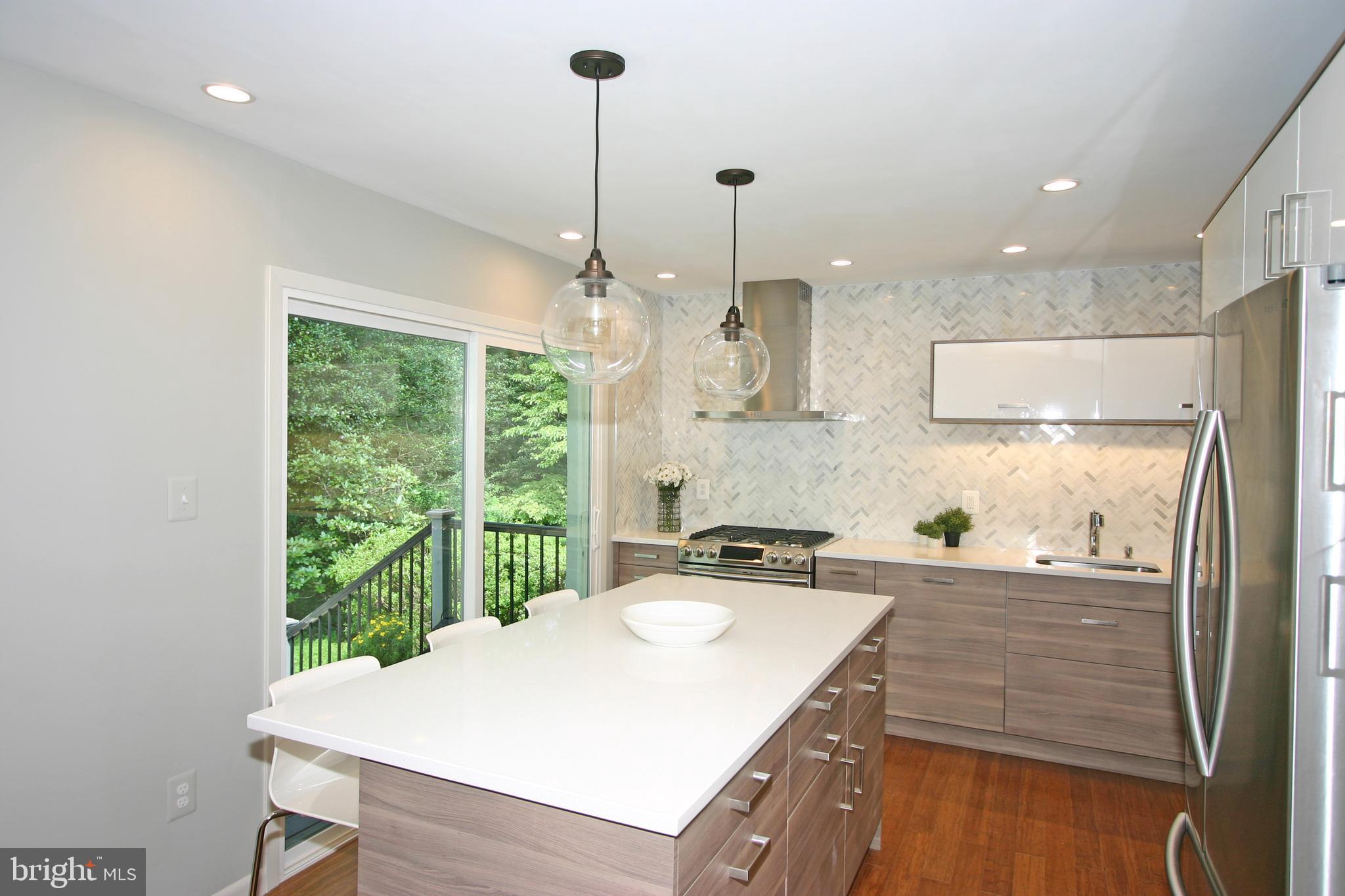 OVERLOOK KNOLLS - Residential