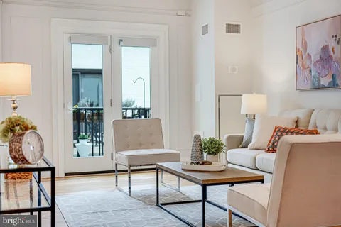 1613 Harvard Street NW Unit 515, Washington, DC MLS: DCDC2190594