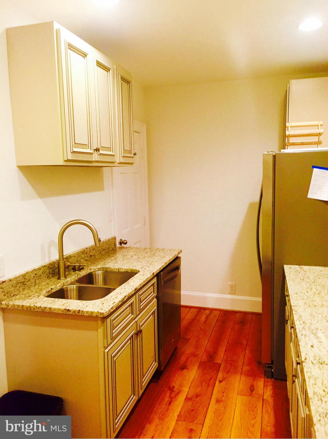 OLD TOWN - Residential Lease