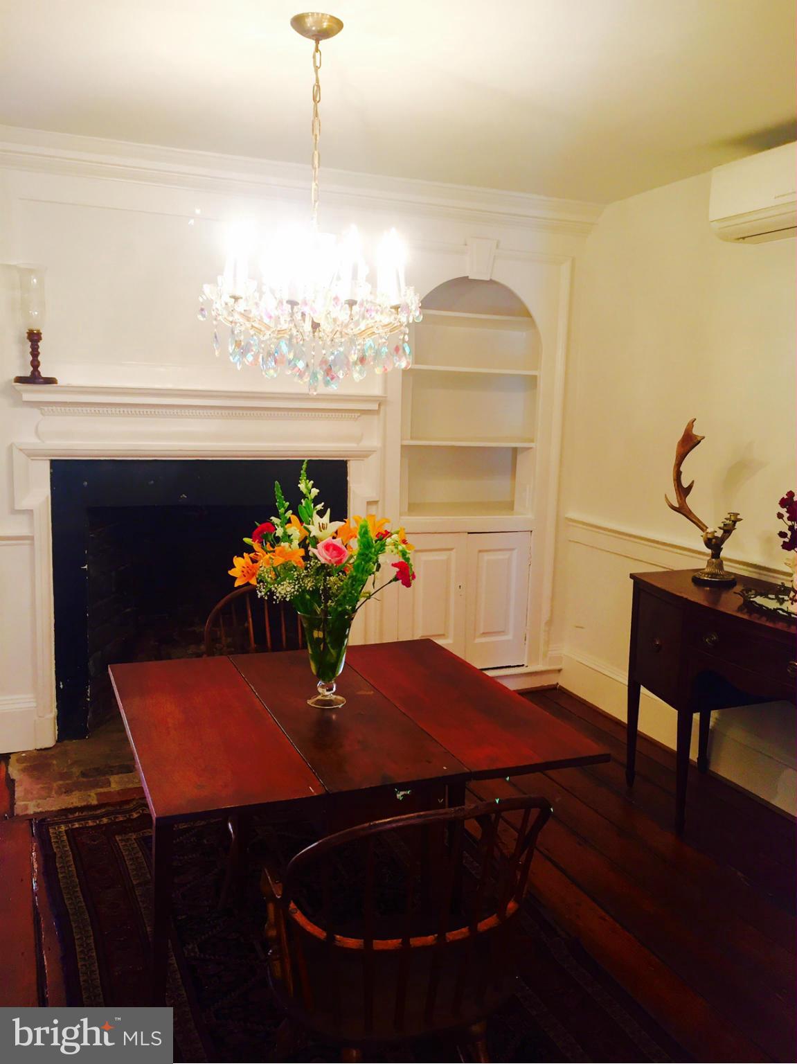 OLD TOWN - Residential Lease