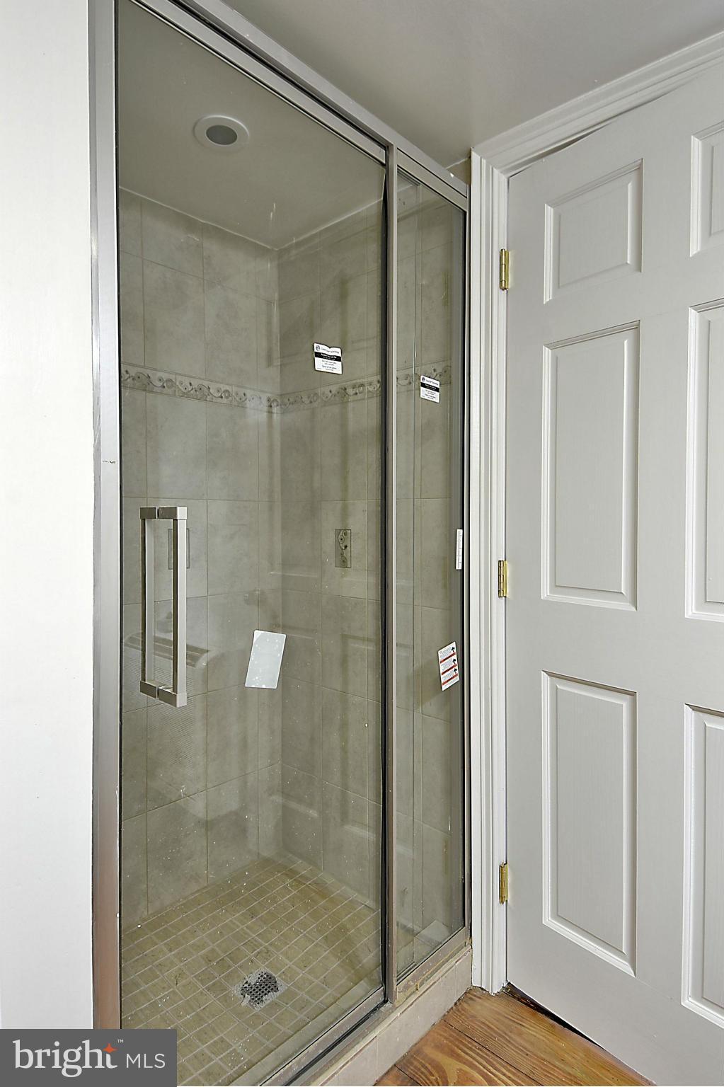 OLD TOWN - Residential Lease