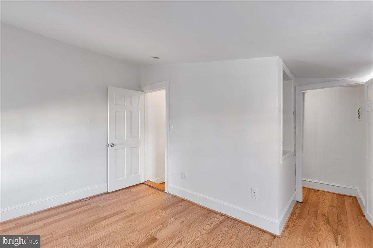 OLD TOWN - Residential Lease