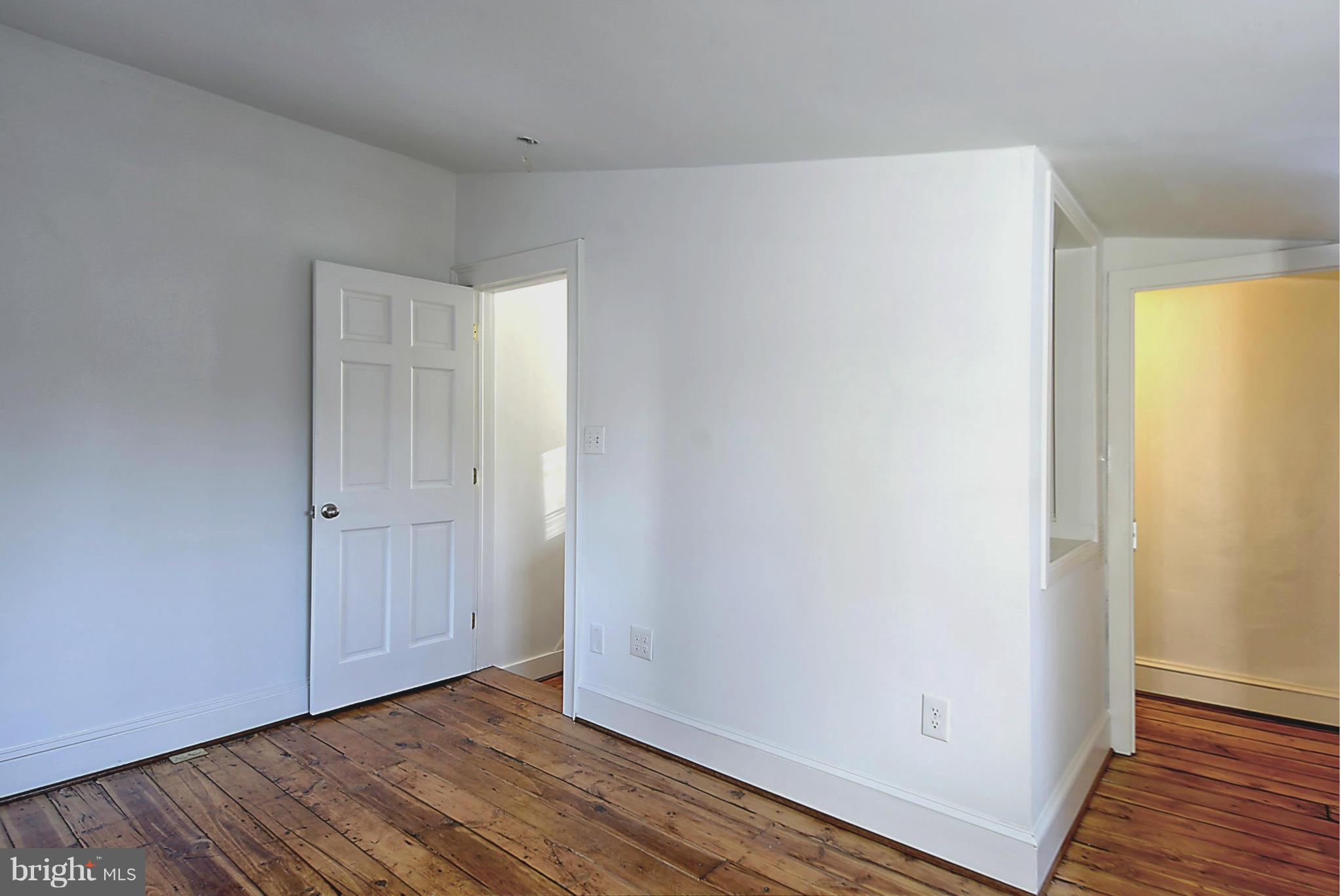 OLD TOWN - Residential Lease