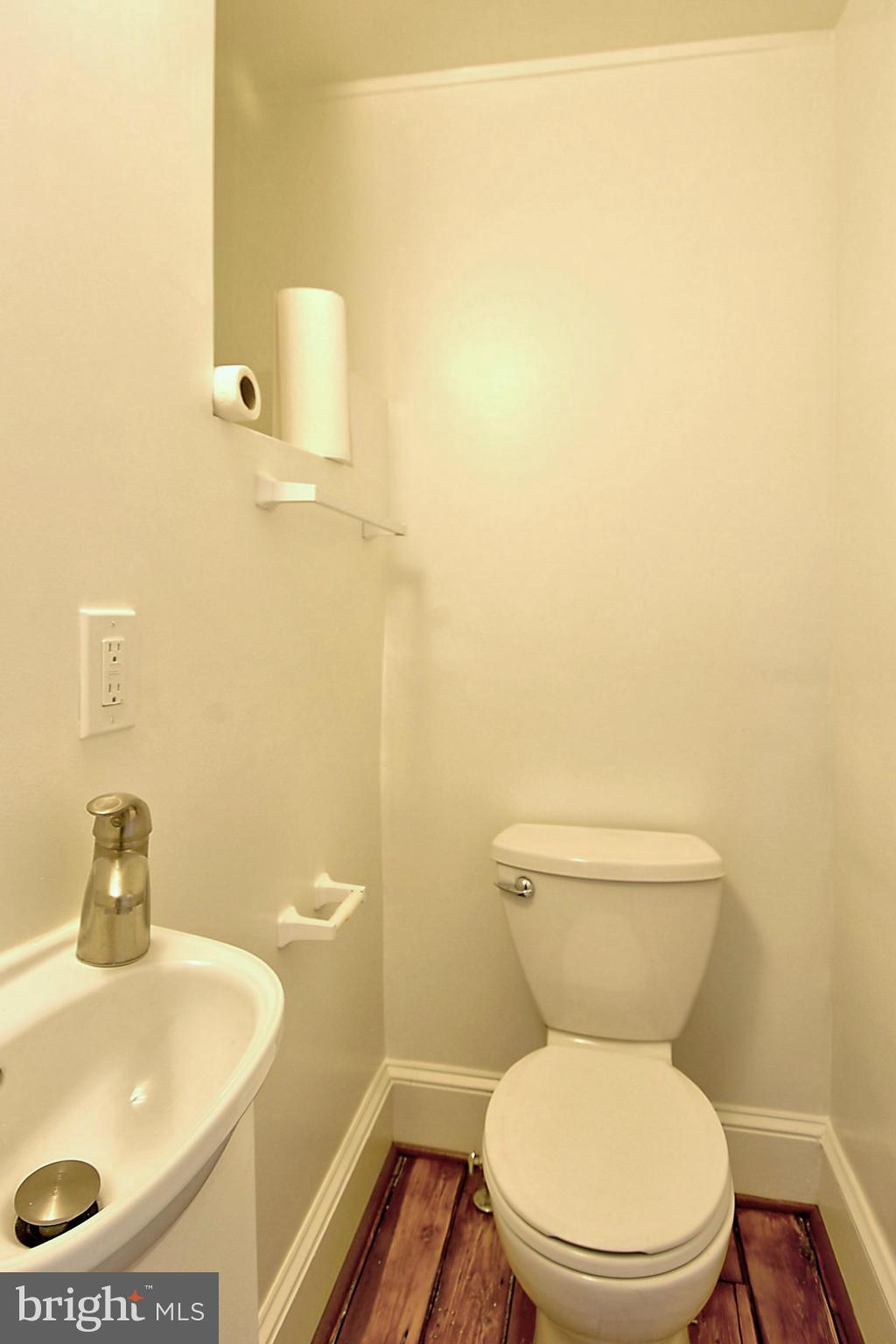 OLD TOWN - Residential Lease