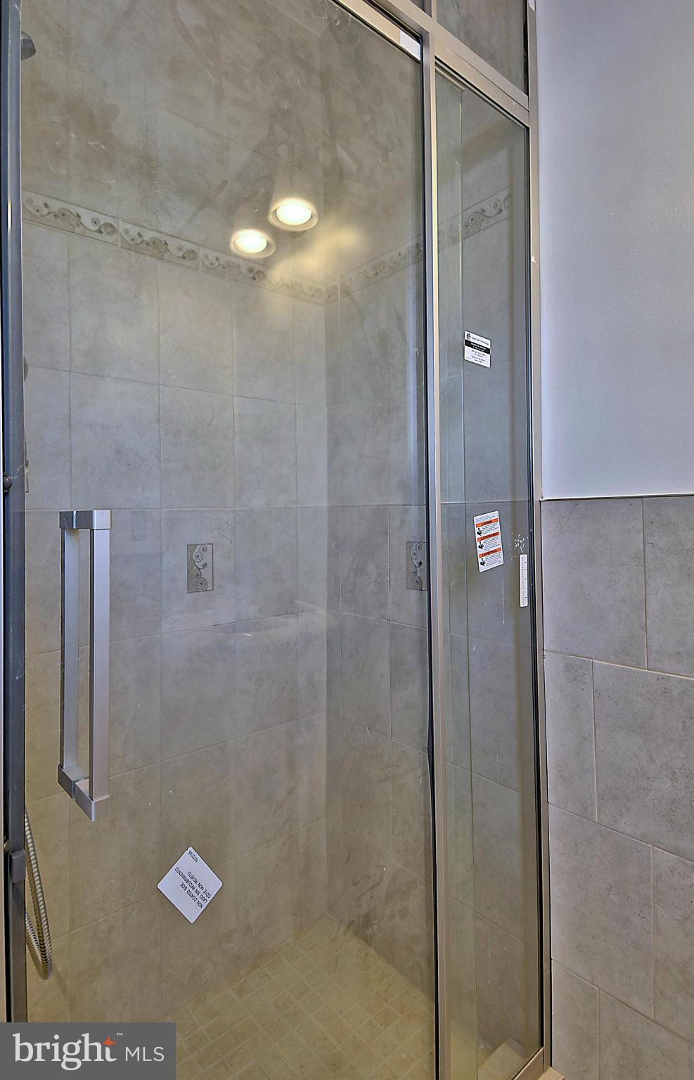 OLD TOWN - Residential Lease