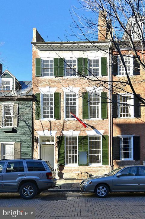 215 PRINCE STREET ALEXANDRIA VA 22314