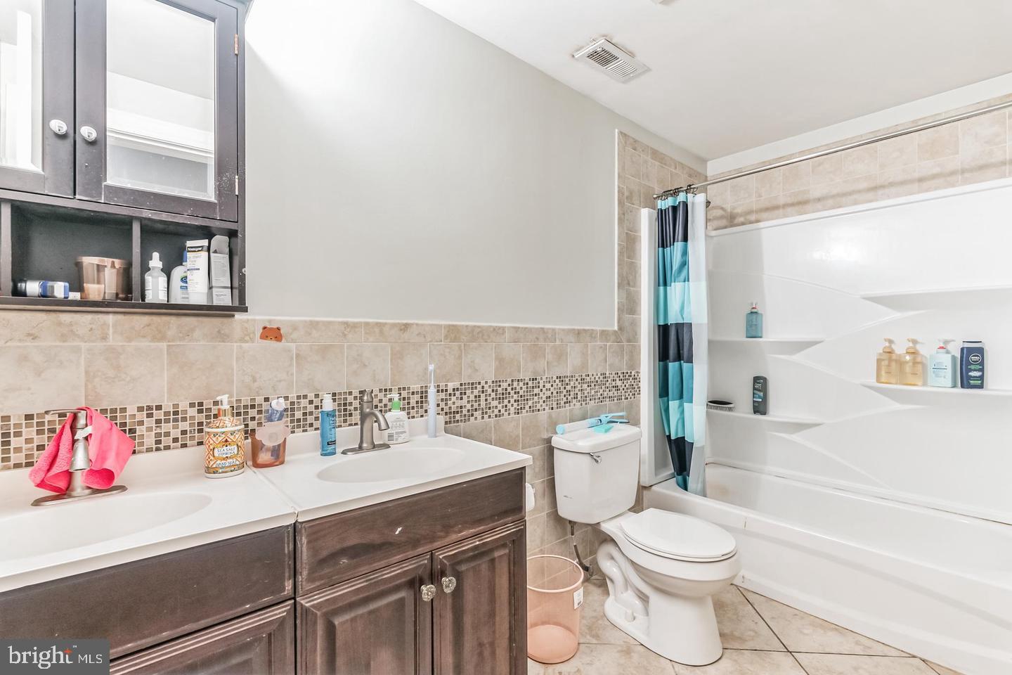 333 N 40TH STREET 1F