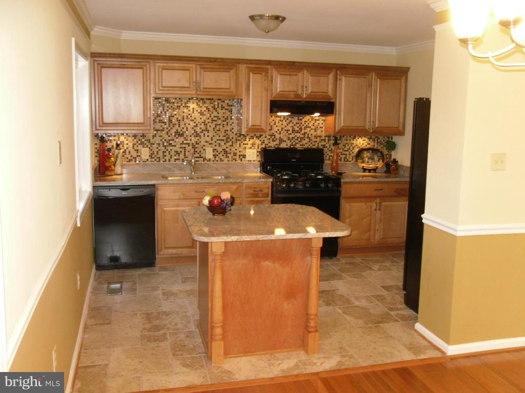 LAKE RIDGE - Residential