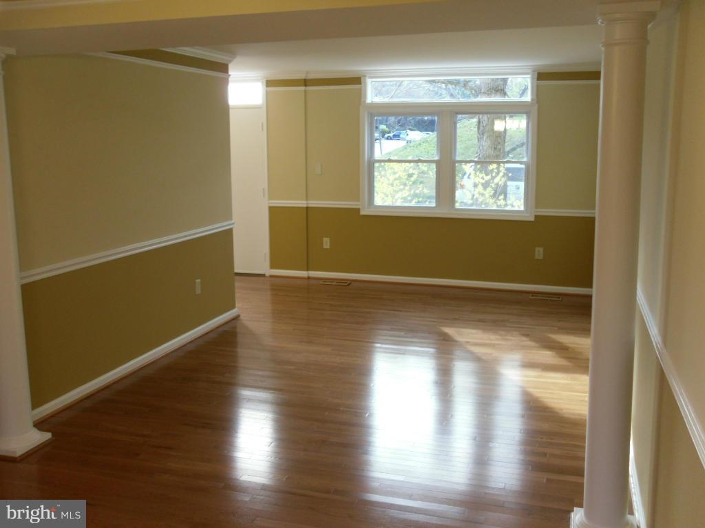 LAKE RIDGE - Residential