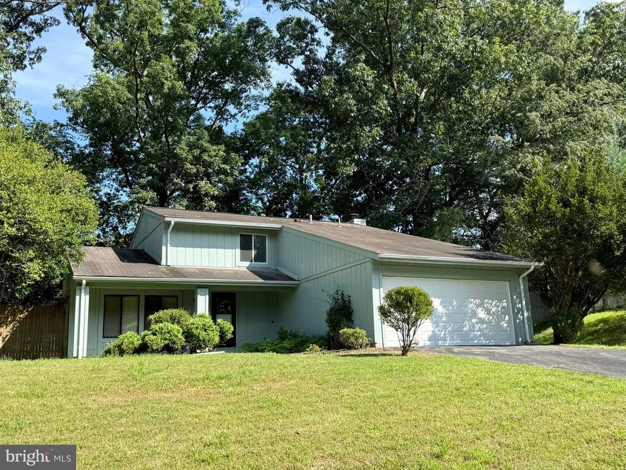 Exceptionally contemporary two-story single-family home with double garage in a Townhome's price.

The house has recently renovated including New painting interior and exterior (2023 &2025) New garage doors 2024, Newly sealed driveway(2024) New sliding door in the dining room 2023, The old pantry has been removed and replaced with a new kitchen cabinets shelves . 

Original ceramic tiles have been upgraded to waterproof vinyl plank flooring throughout the kitchen, family room, and all bedrooms (2024). Modern recessed lighting illuminates the dining room, kitchen, hallways, and upper bedrooms (2024 & 2025). 

The extended attic space above the garage provides additional storage or flex space. 

New remoded master bathroom with double sink, jacuzzi tub and ceramic showers with build in nitches. 

Updated new vanity and faucets in the hallway bathroom and powder room. 

The screened back porch offers the perfect setting for enjoying watching lightning bugs in summer evenings and nature's evening display.

Extra insulation added in upper attic ensures energy efficiency. 
Natural cross-ventilation from rear windows provides refreshing afternoon breezes during summer months.

The best keep secret and quiet cal-de-sac location in DuFief SD. Walking trails in the SD next connection to Pebble Hill st.

An ideal retreat for nature enthusiasts seeking both comfort and serenity.