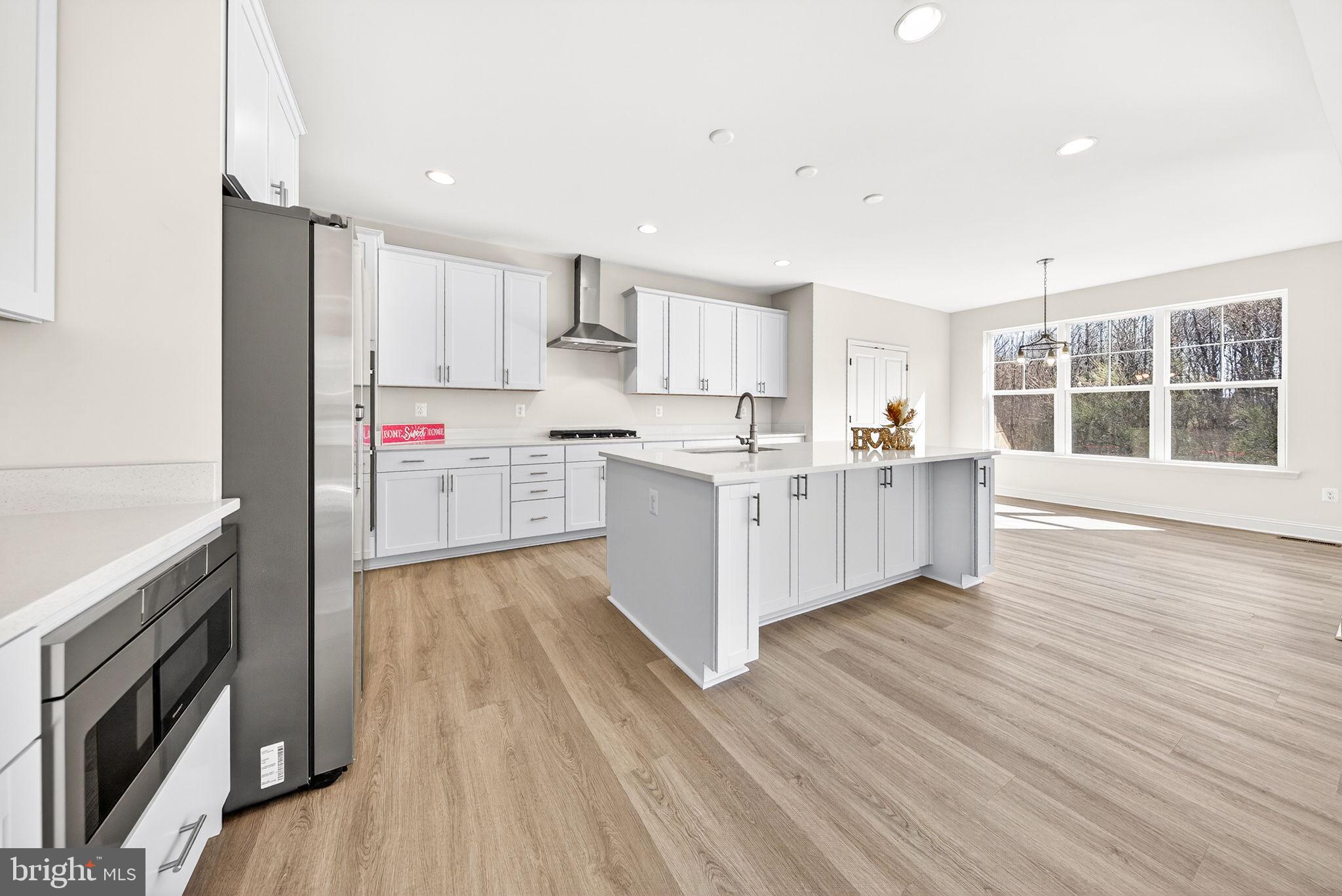 BROOKFIELD - Residential