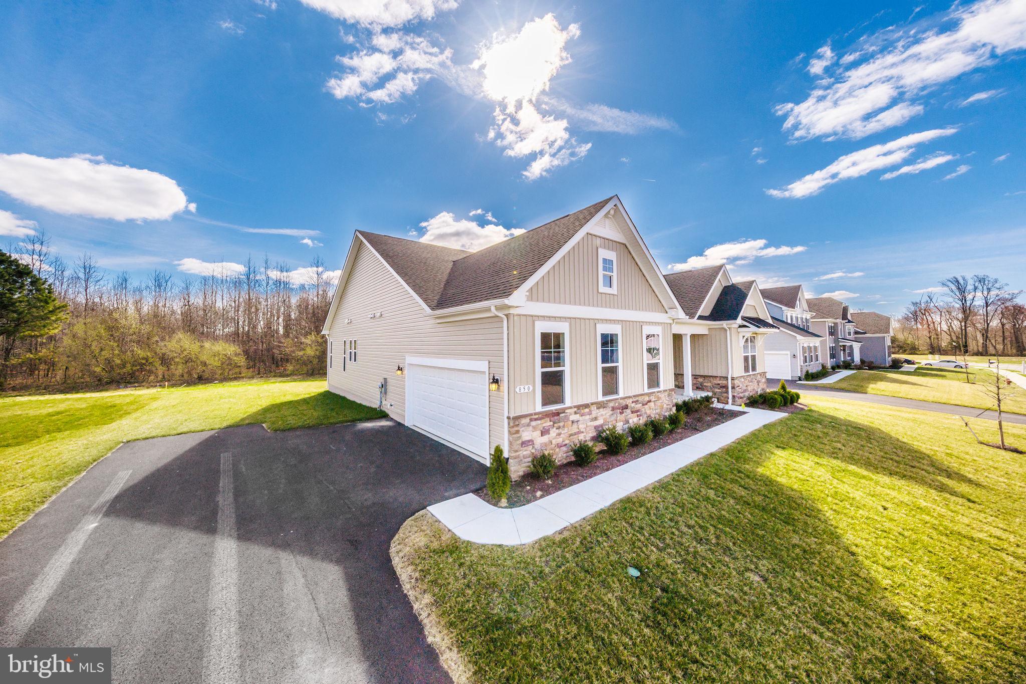 BROOKFIELD - Residential