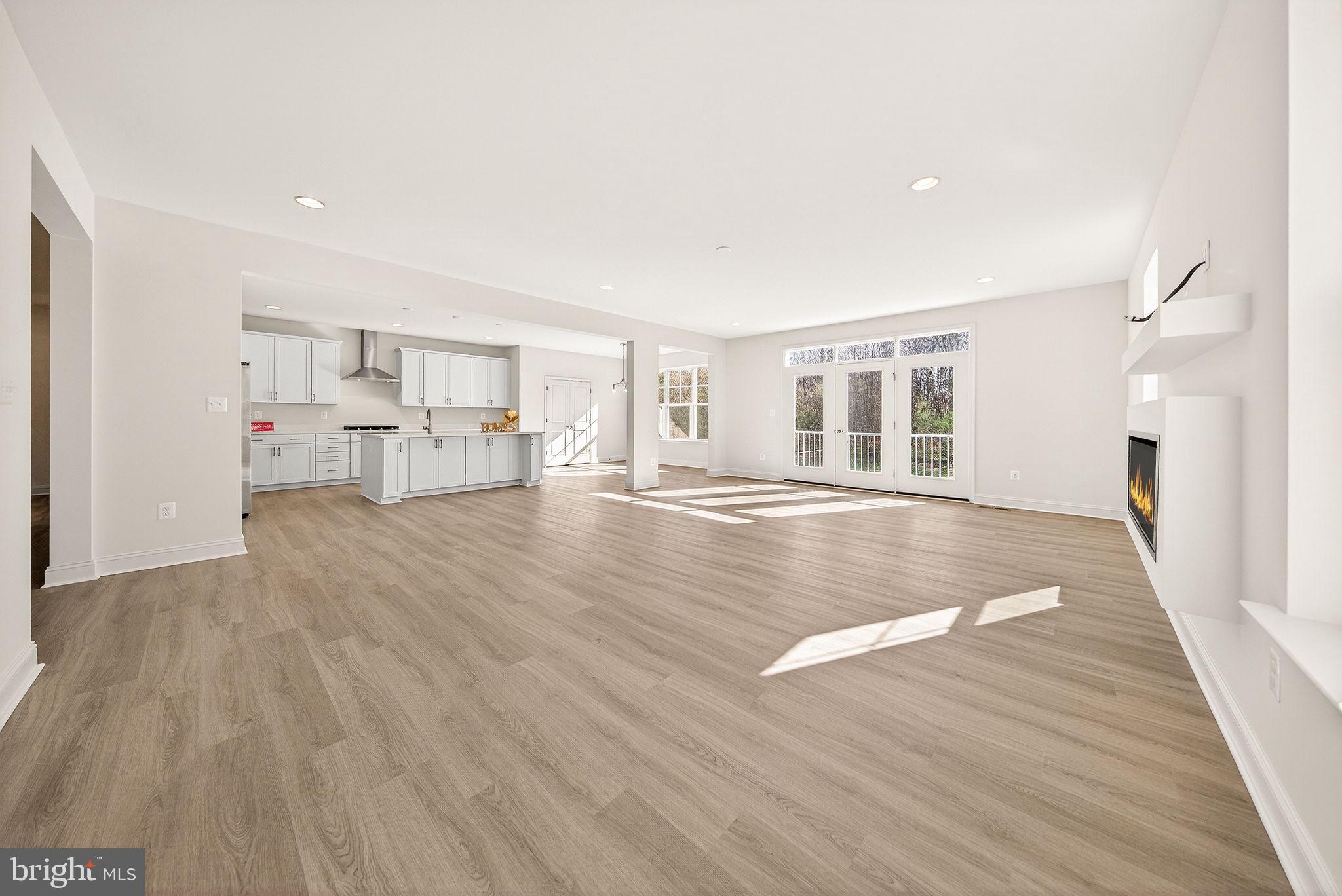 BROOKFIELD - Residential