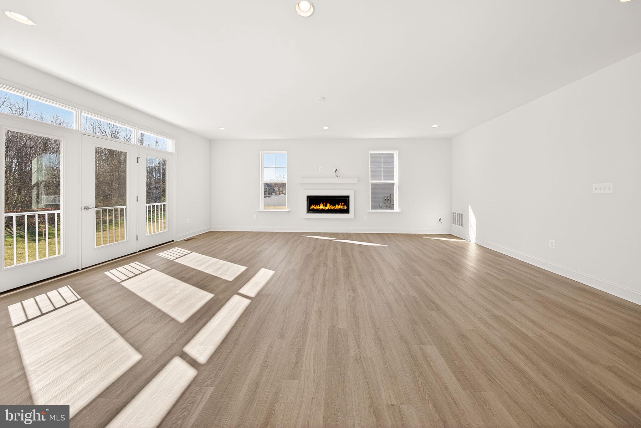 BROOKFIELD - Residential