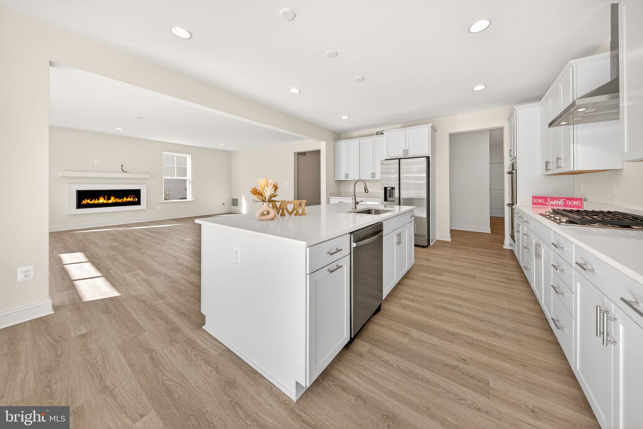 BROOKFIELD - Residential