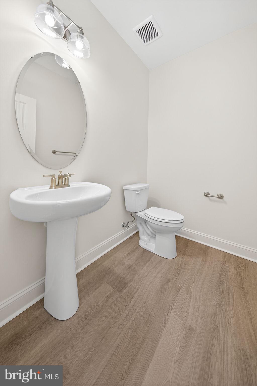 BROOKFIELD - Residential