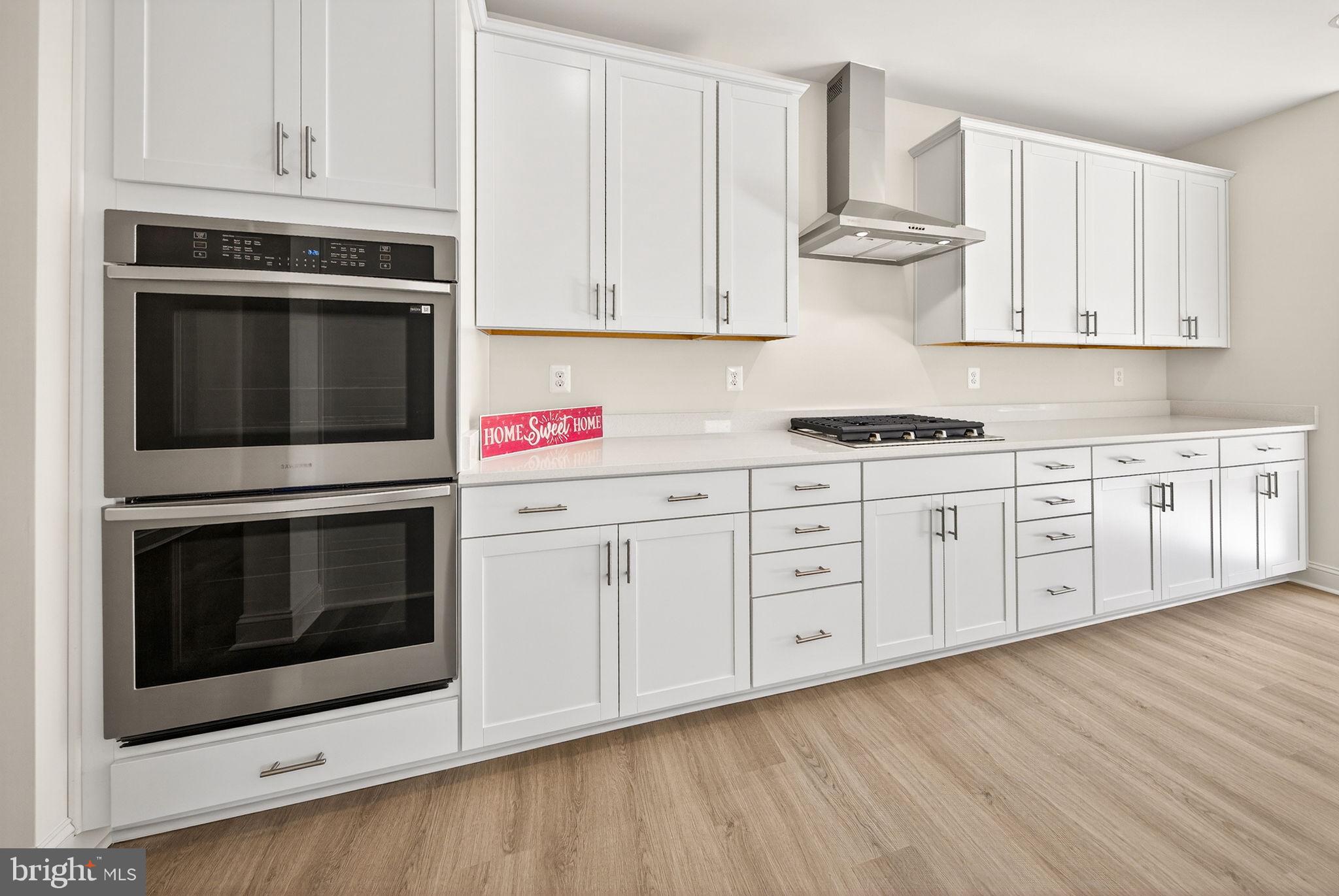 BROOKFIELD - Residential