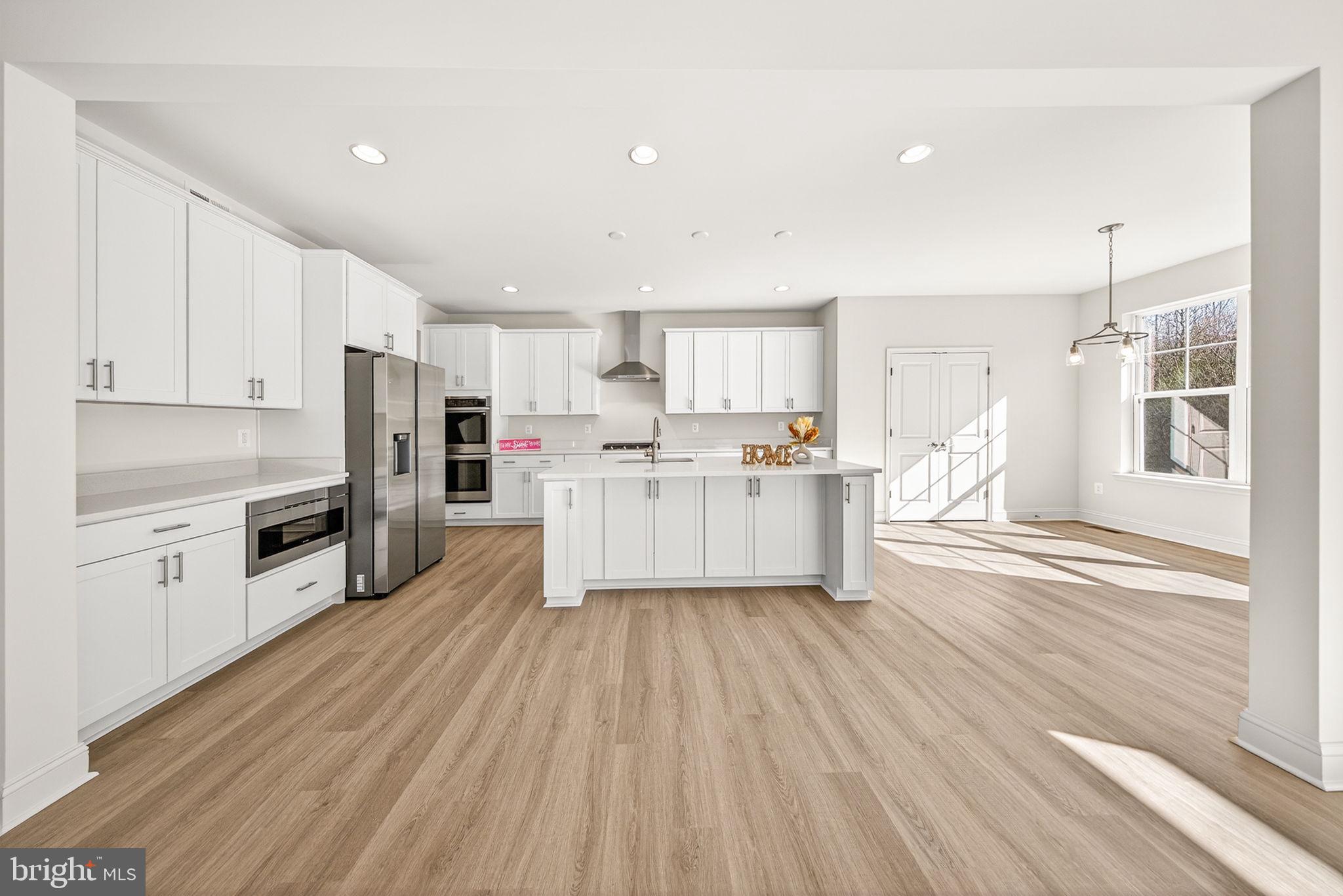 BROOKFIELD - Residential