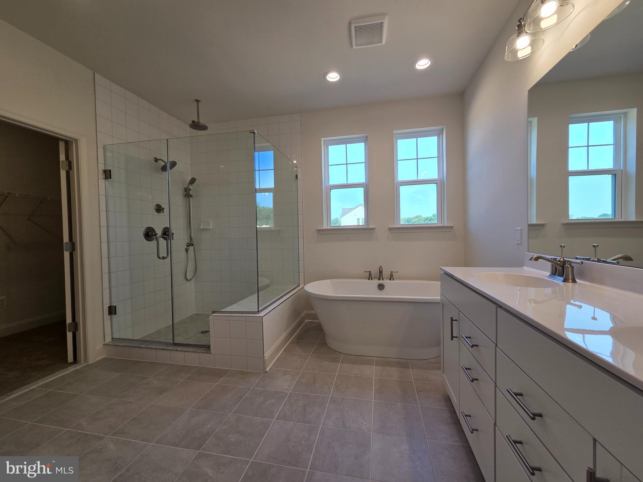 BROOKFIELD - Residential