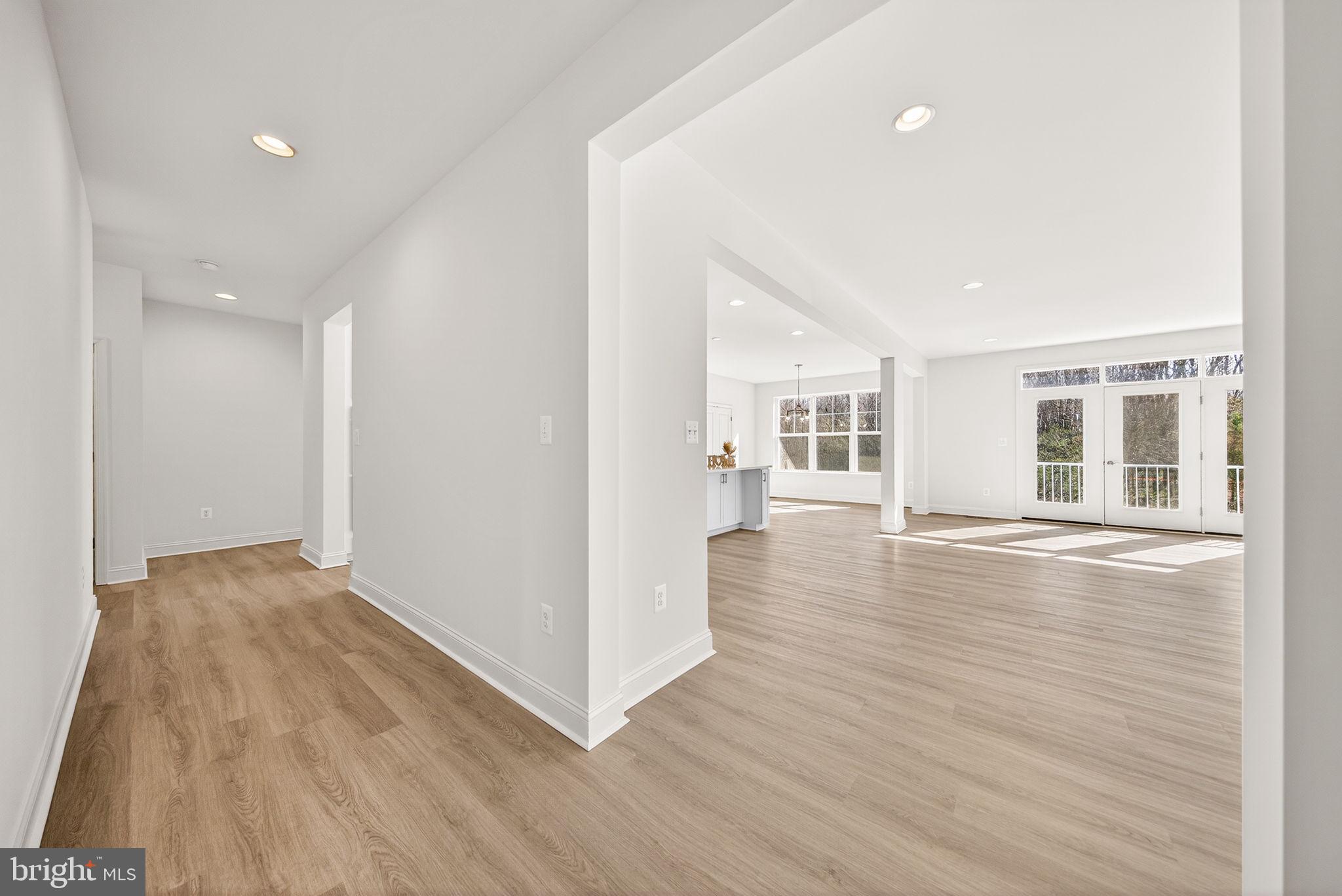 BROOKFIELD - Residential