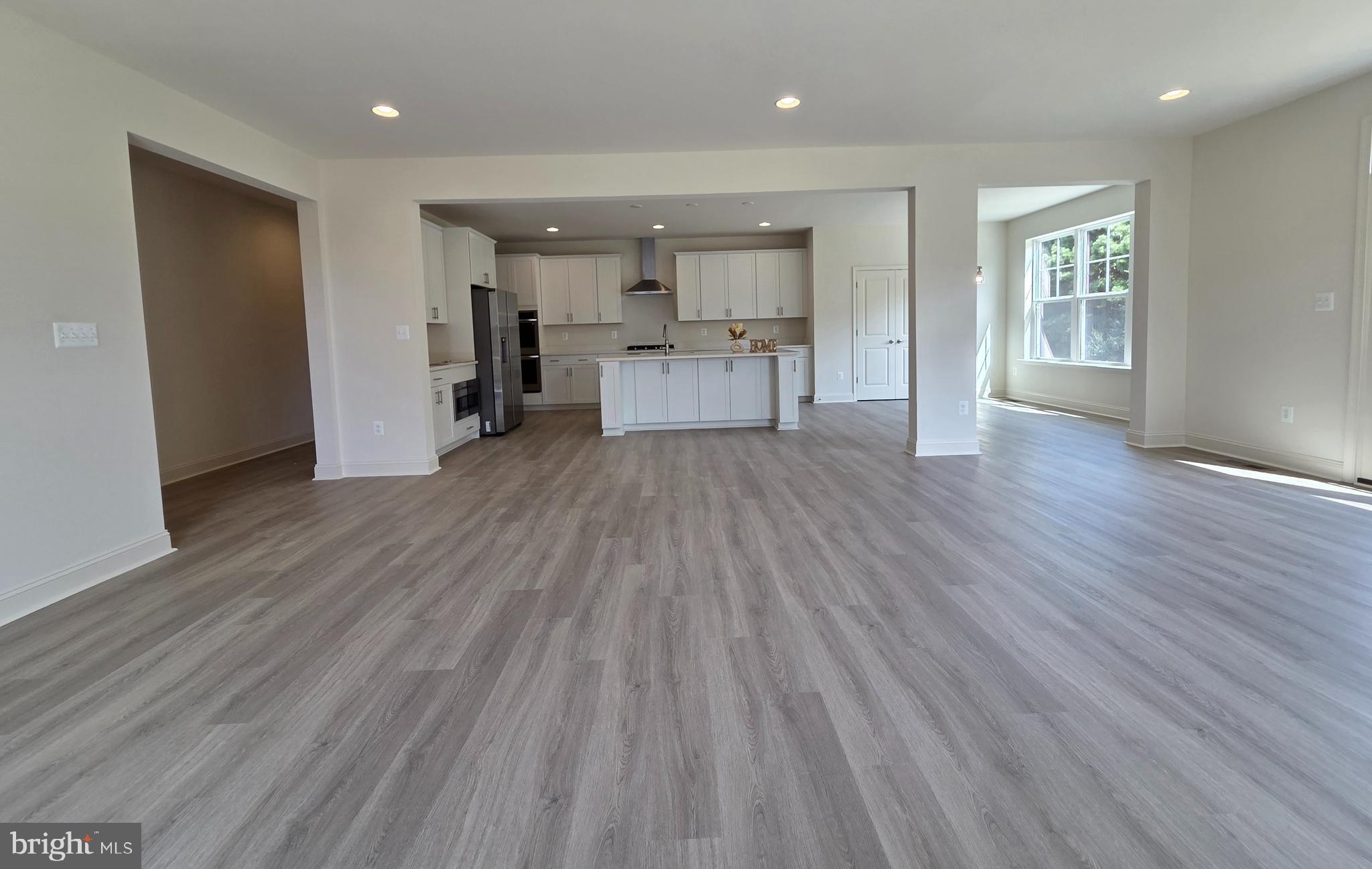 BROOKFIELD - Residential