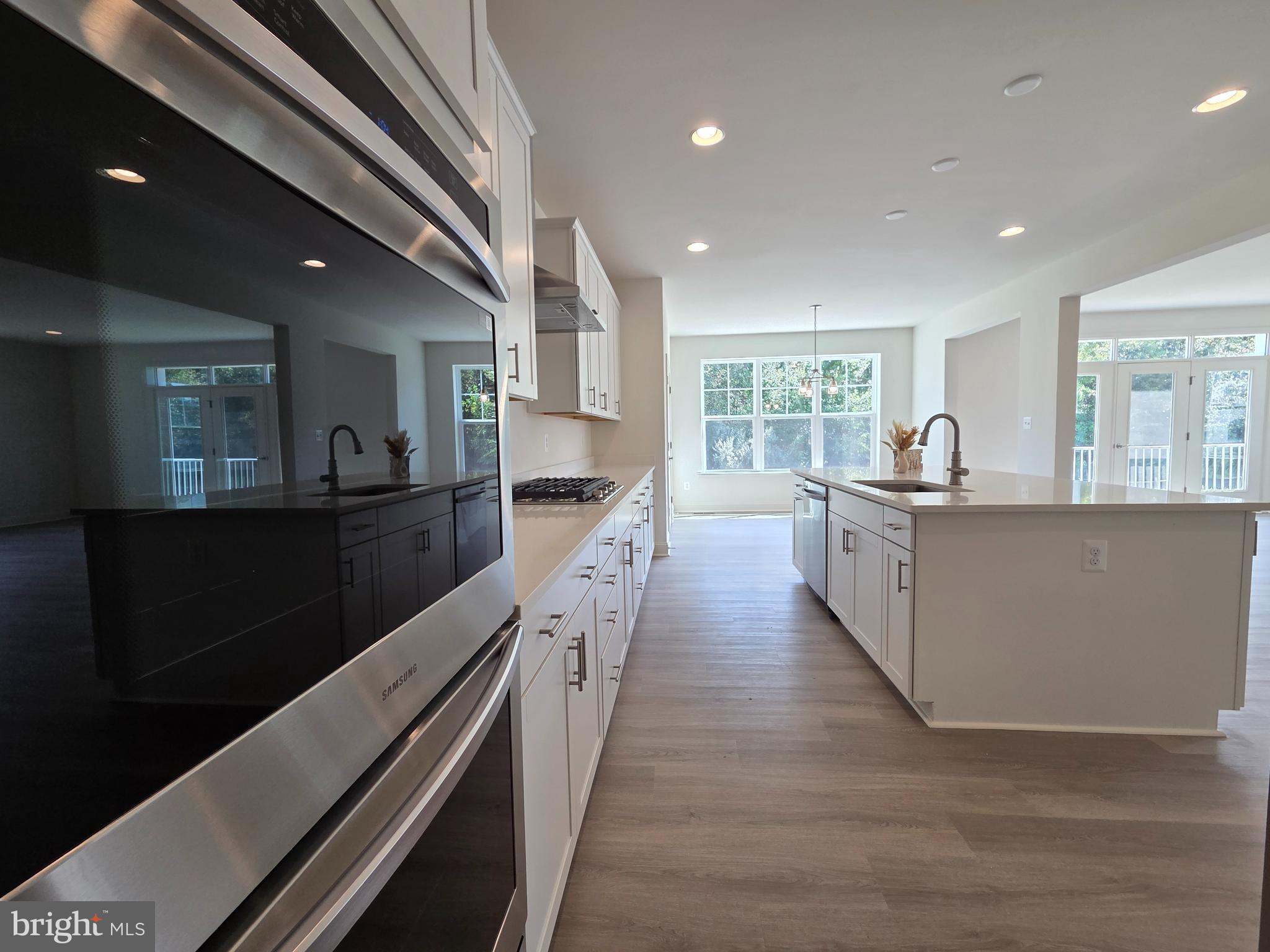 BROOKFIELD - Residential