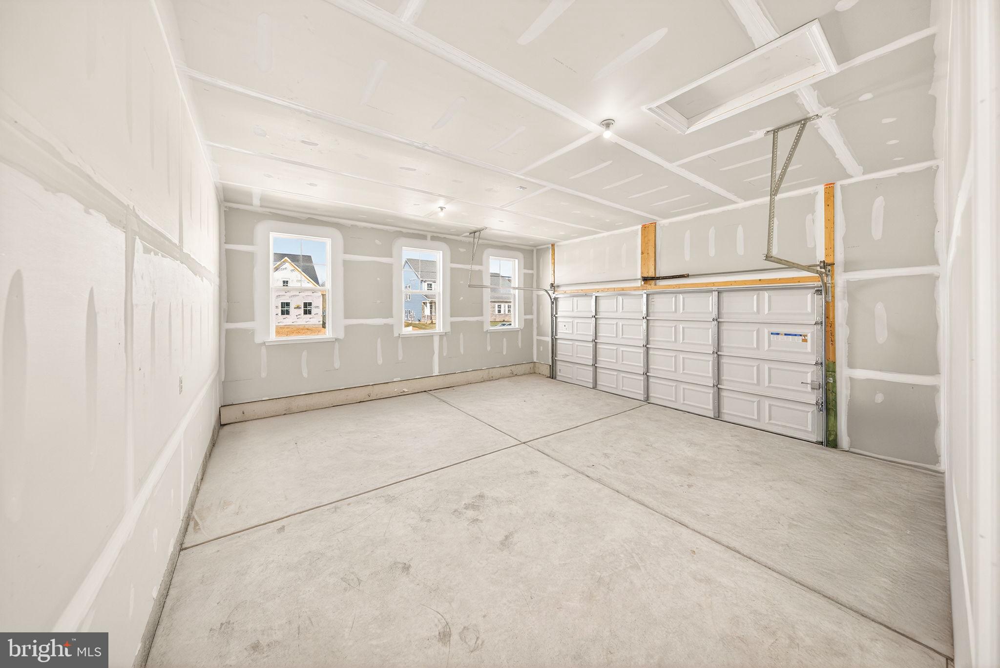 BROOKFIELD - Residential