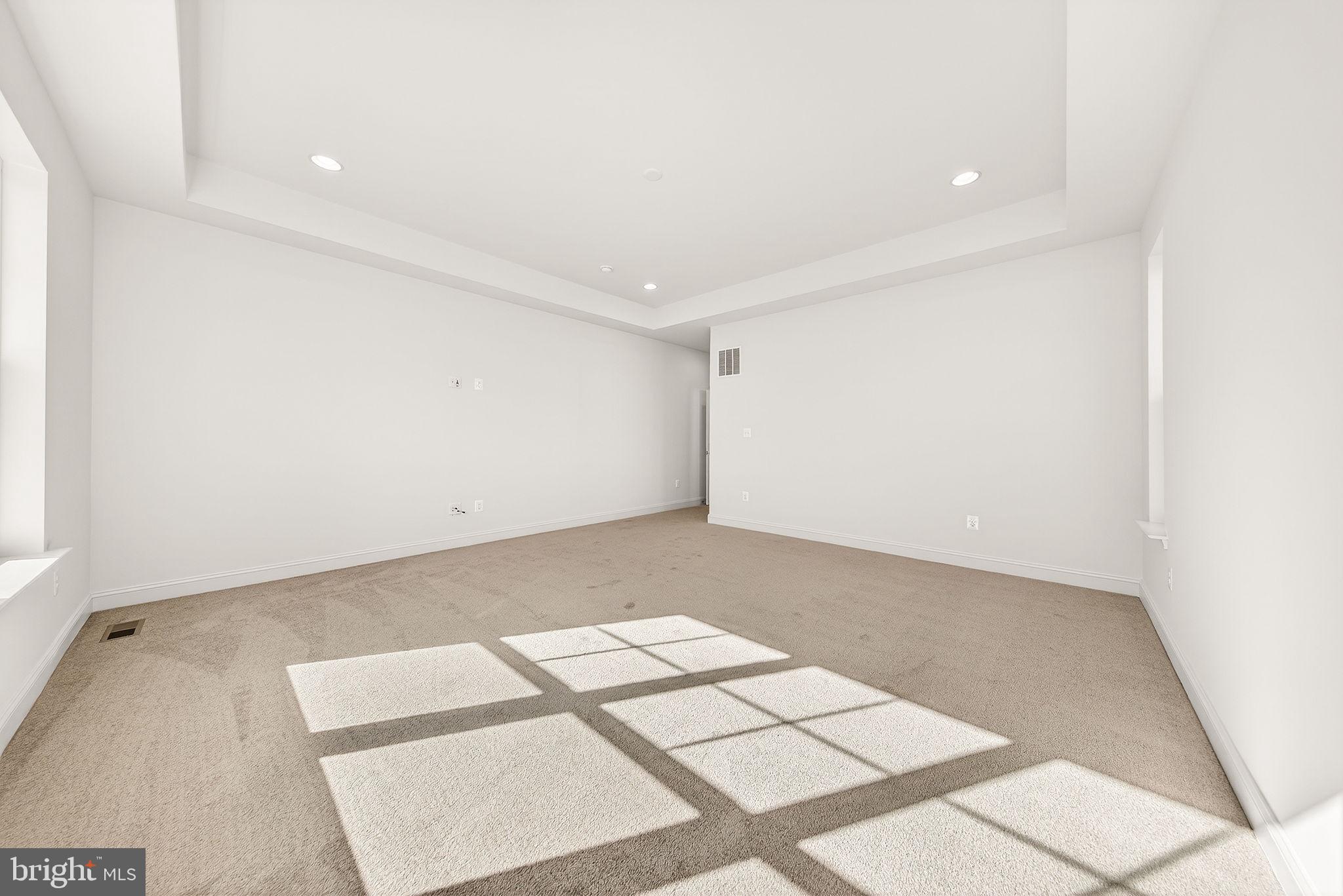 BROOKFIELD - Residential