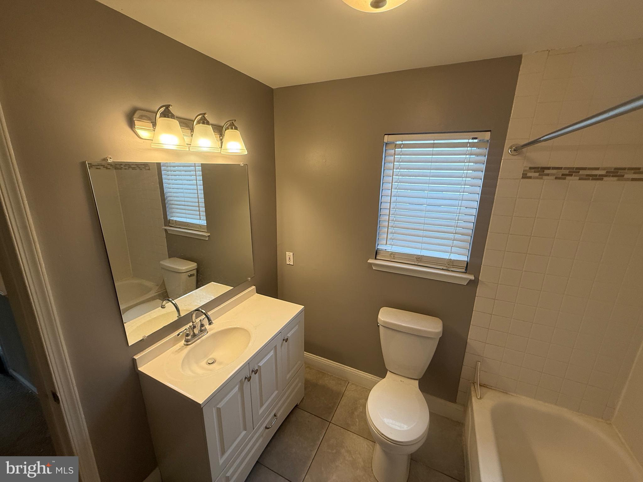 DORCHESTER - Residential