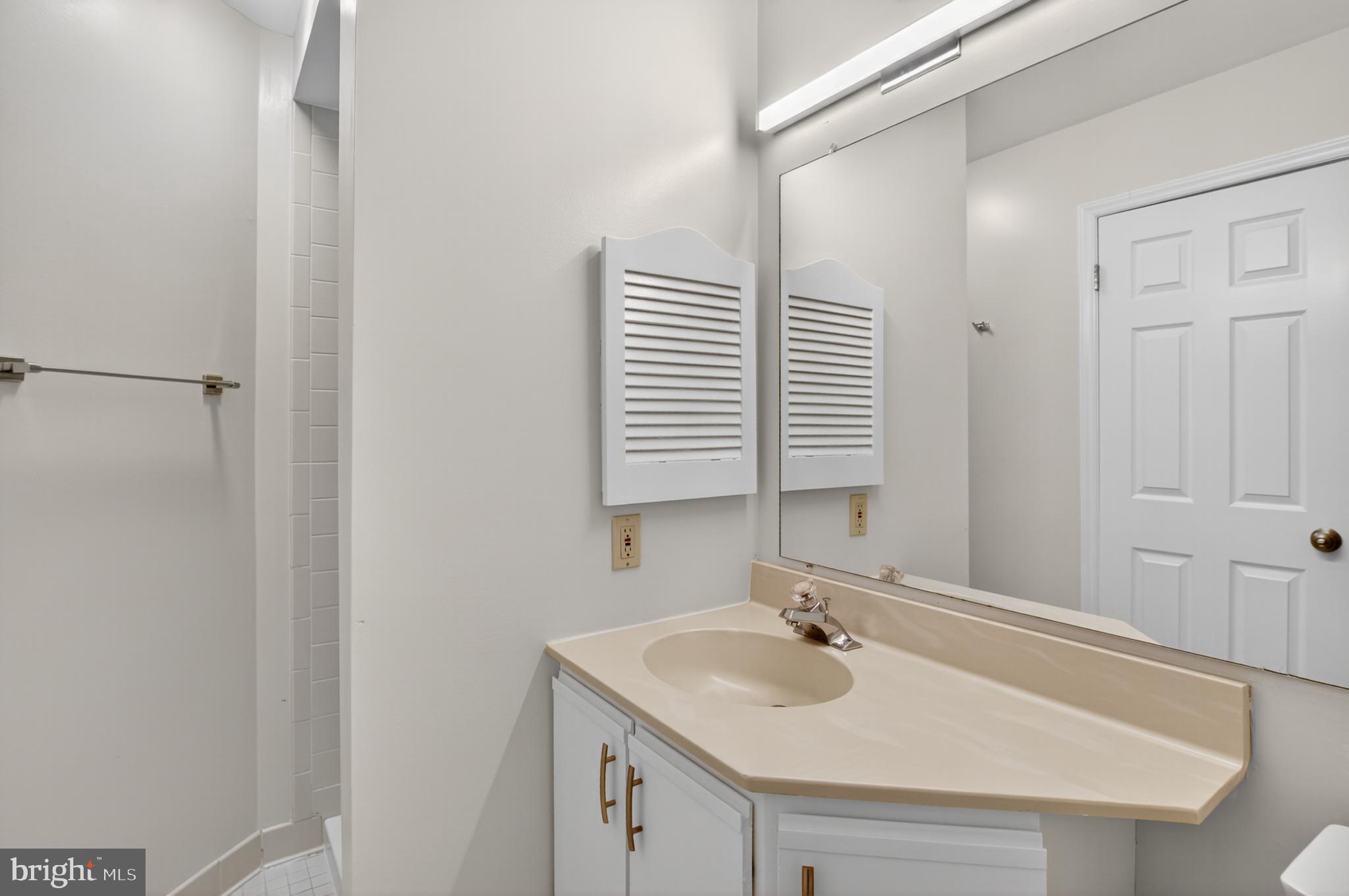 GABLES OF TUCKERMAN - Residential