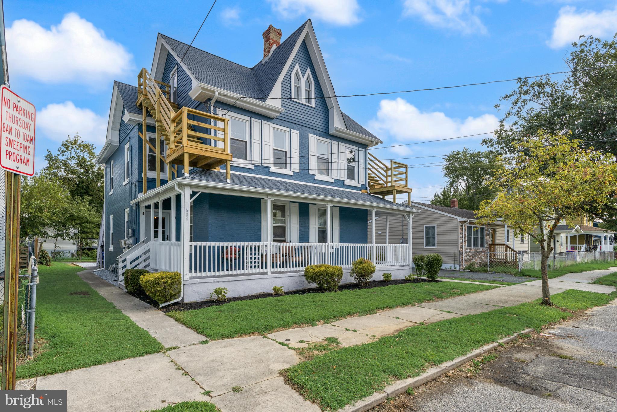 604 E MULBERRY STREET