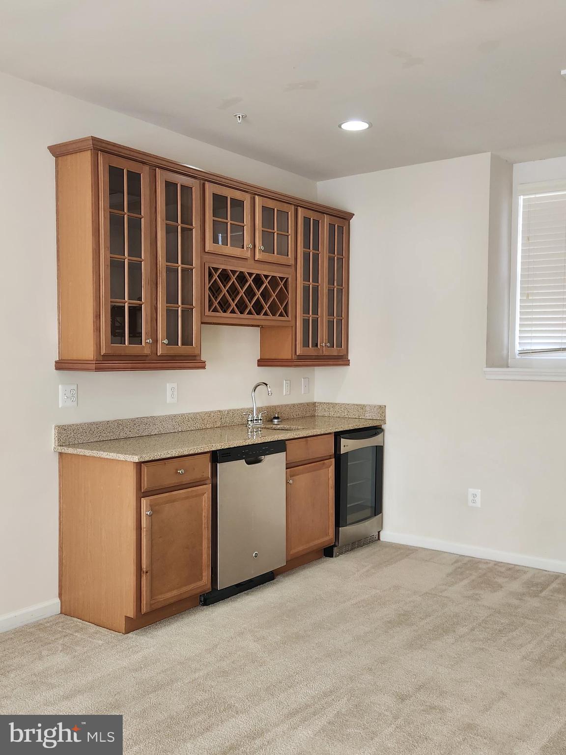 POTOMAC OVERLOOK AT NATIONAL HARBOR - Residential Lease