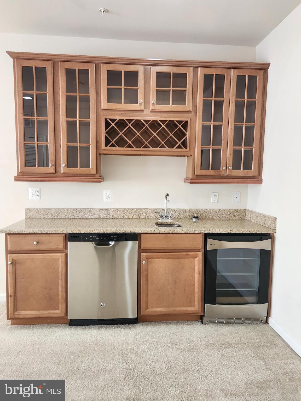 POTOMAC OVERLOOK AT NATIONAL HARBOR - Residential Lease