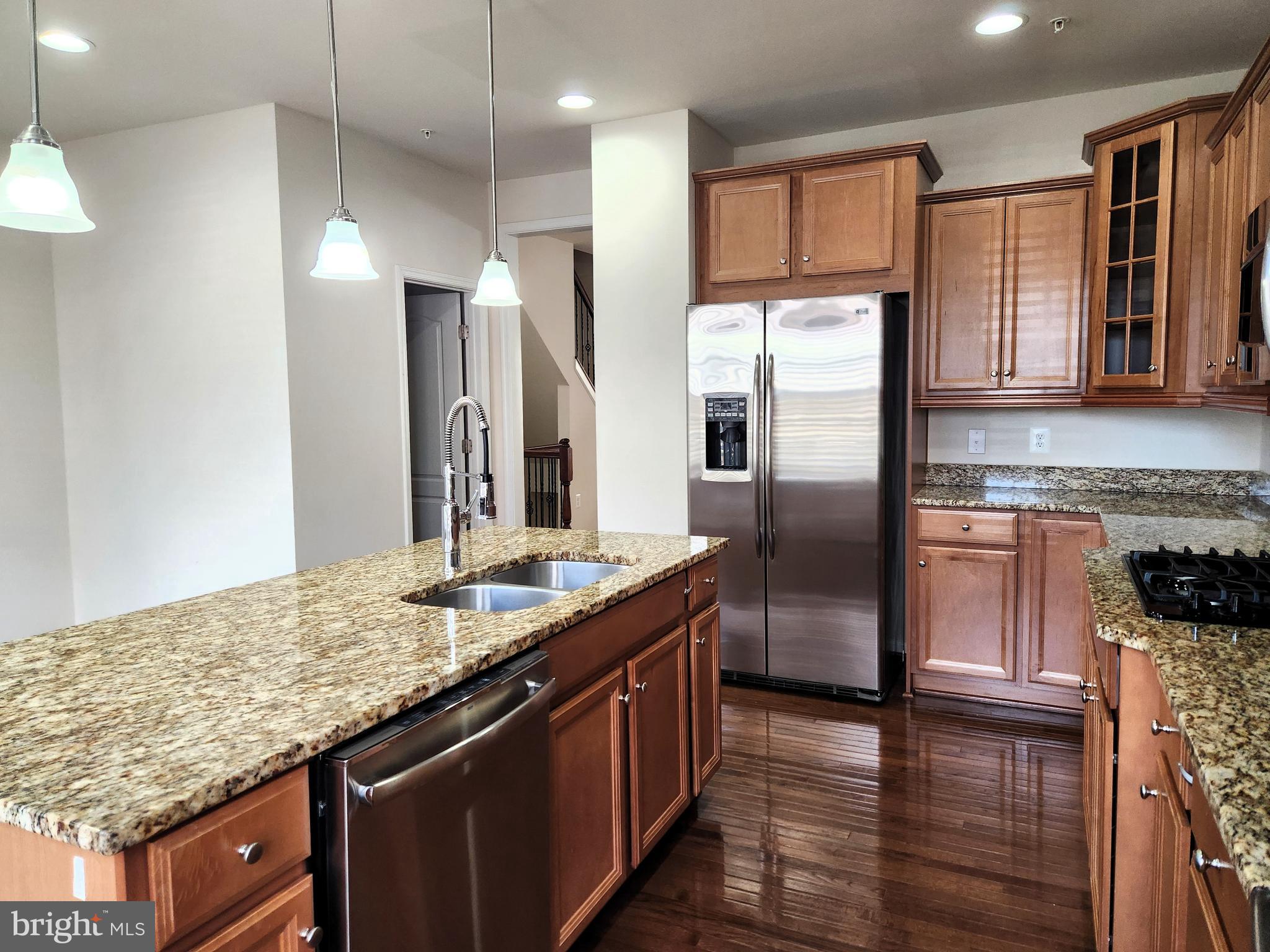 POTOMAC OVERLOOK AT NATIONAL HARBOR - Residential Lease