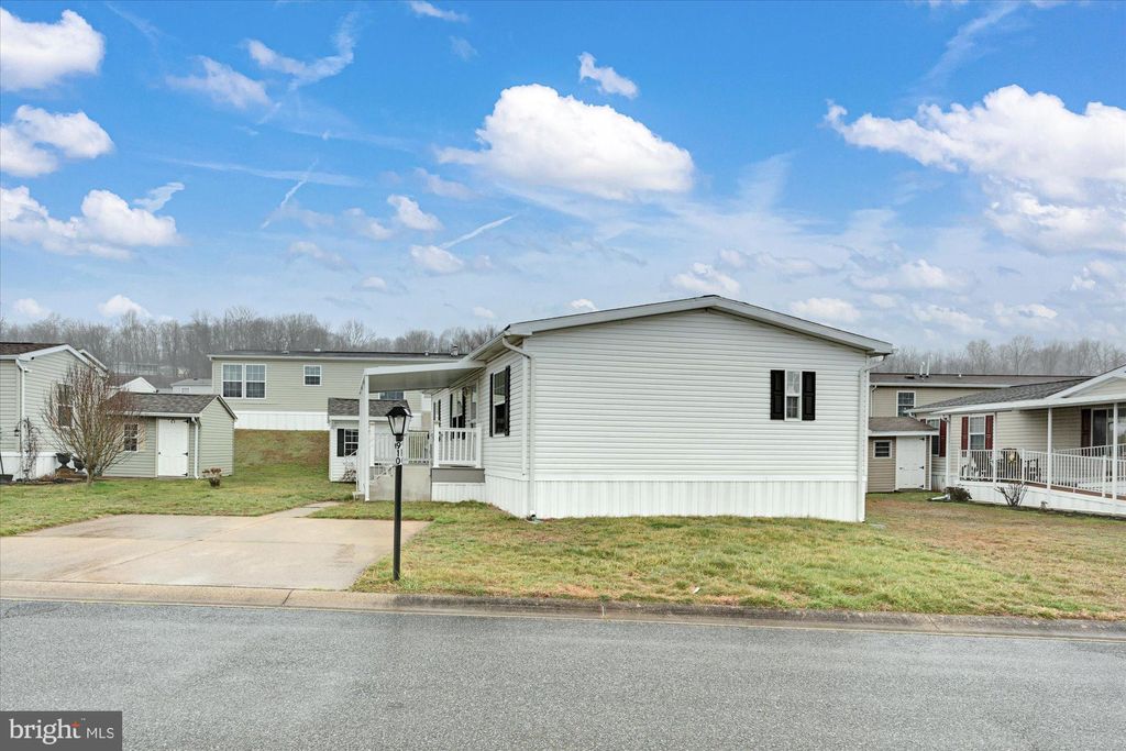 Photo of 910 DOGWOOD ST, NEW PROVIDENCE, PA 17560 (MLS # PALA2031316)