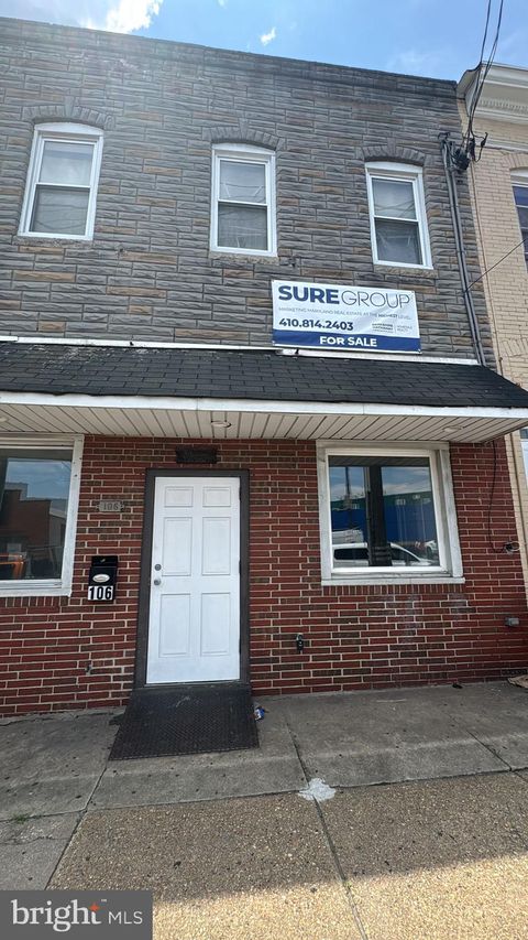 Townhouse For Rent - 108 S Haven Street<br/> BALTIMORE, MD 21224