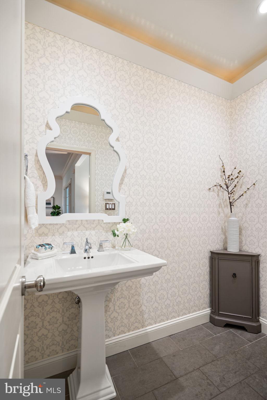 GLEN ECHO HEIGHTS - Residential