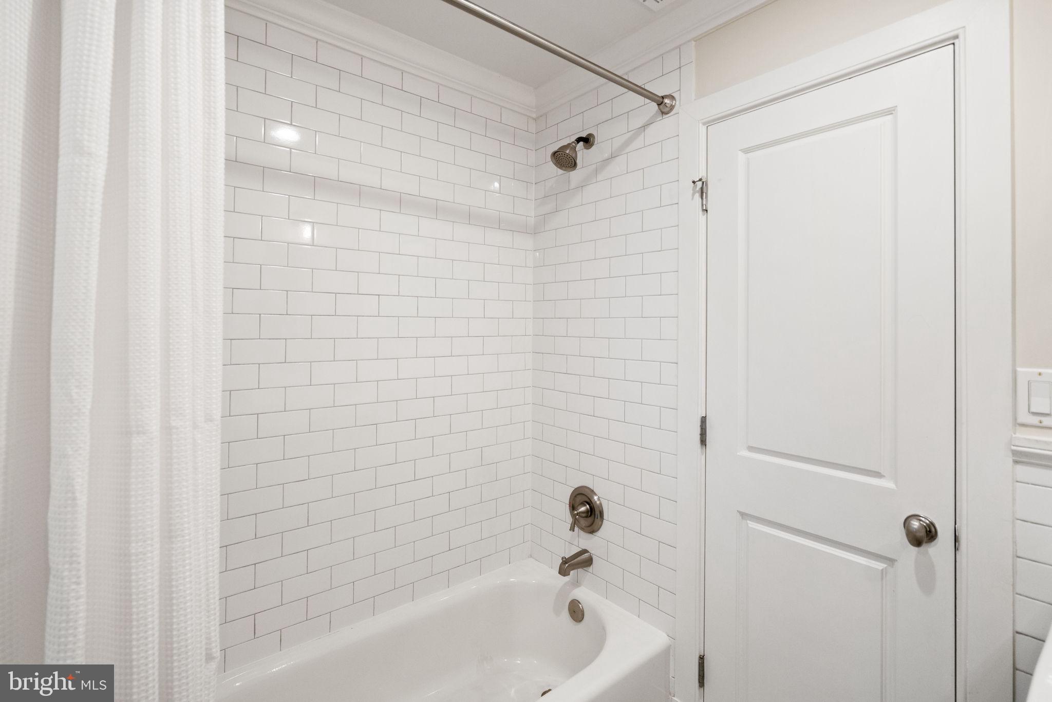 GLEN ECHO HEIGHTS - Residential