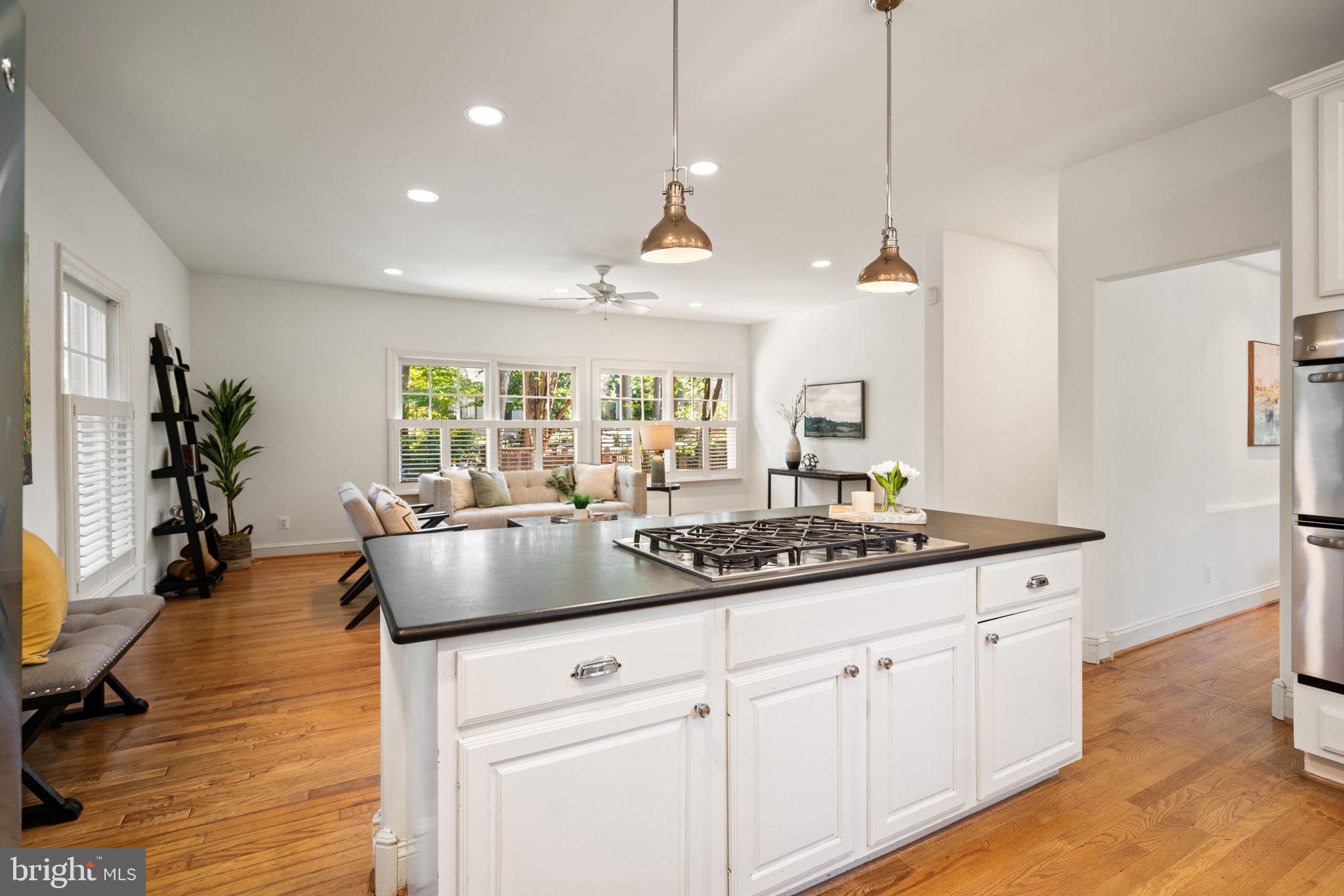 GLEN ECHO HEIGHTS - Residential