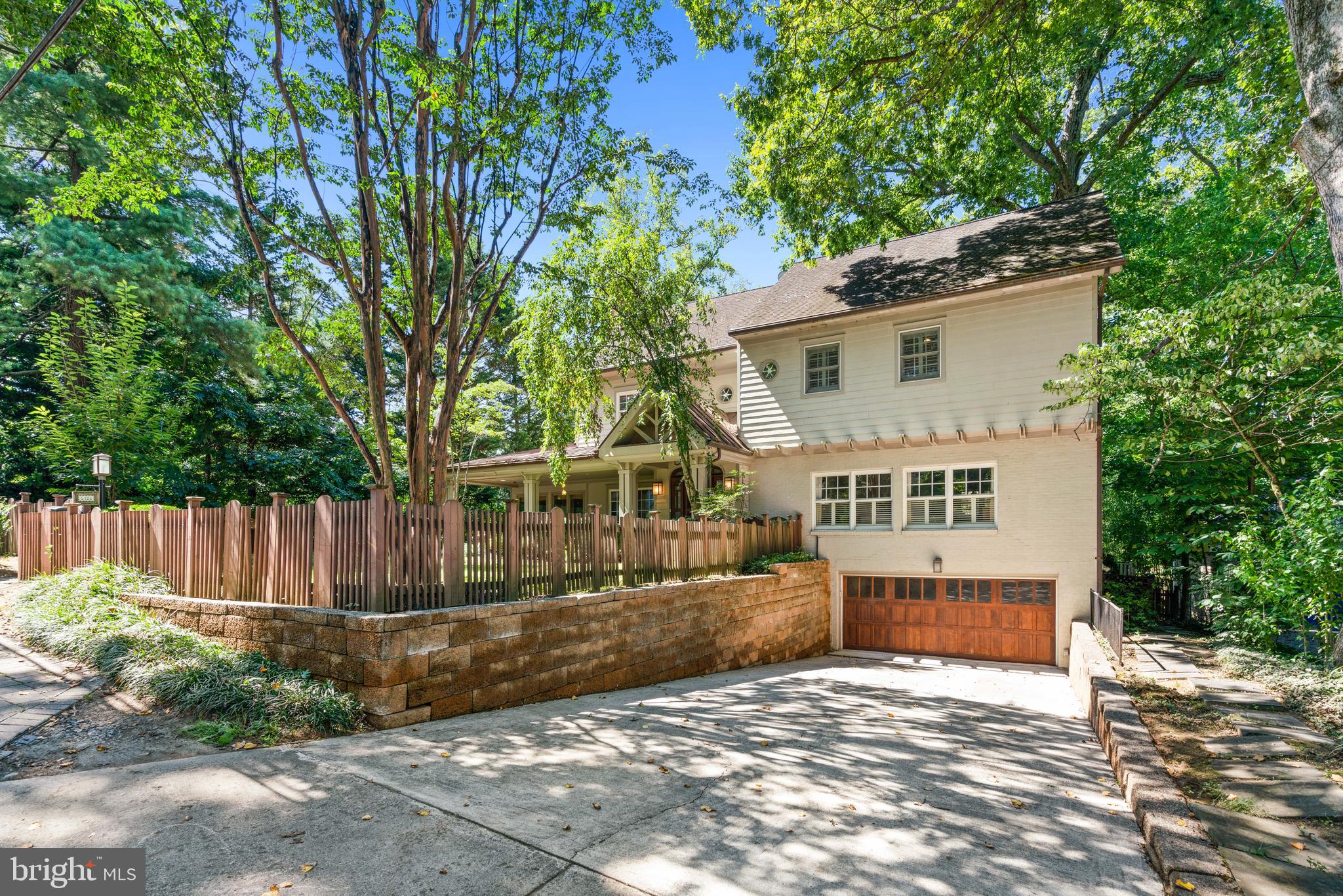 GLEN ECHO HEIGHTS - Residential