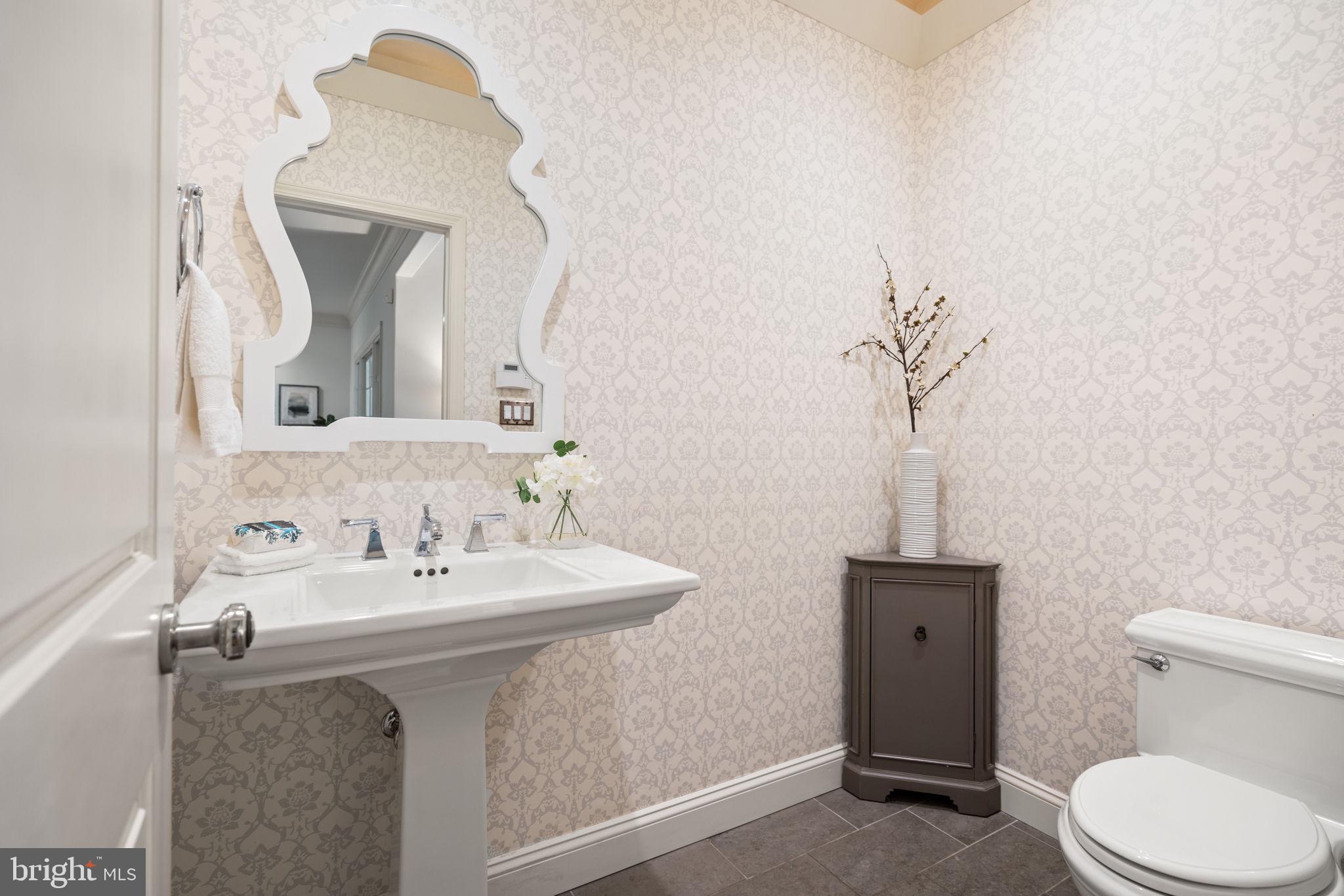 GLEN ECHO HEIGHTS - Residential