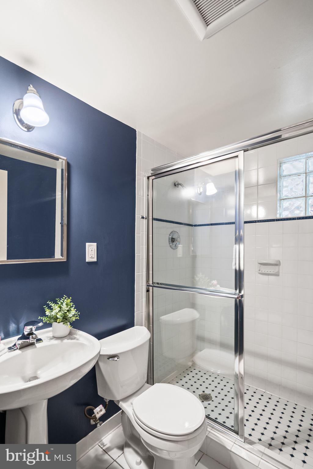 GLEN ECHO HEIGHTS - Residential