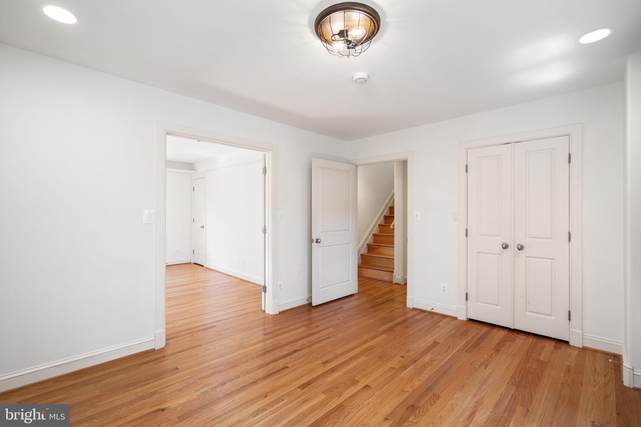 GLEN ECHO HEIGHTS - Residential